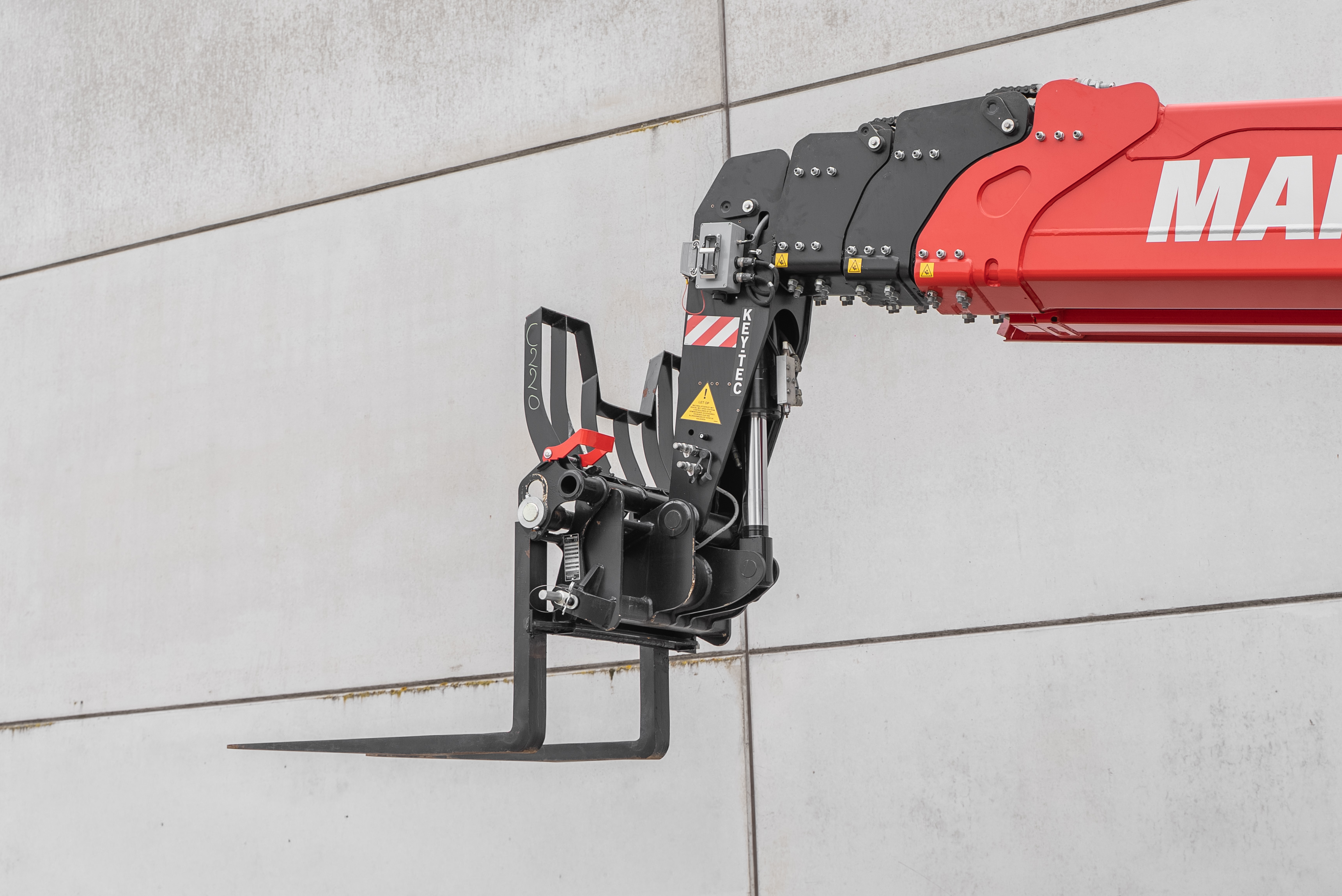 Manitou - Telehandlers - MRT 2660 360 160Y ST5 S1 - Product image