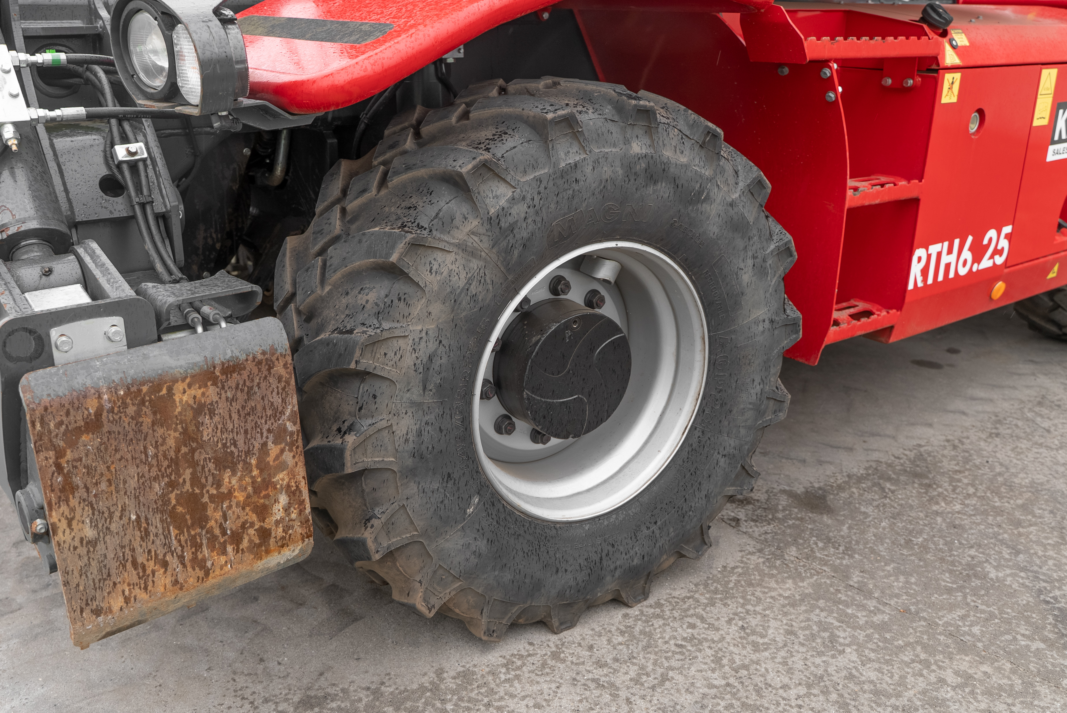 RTH 6.25 - Chassis / Wheel