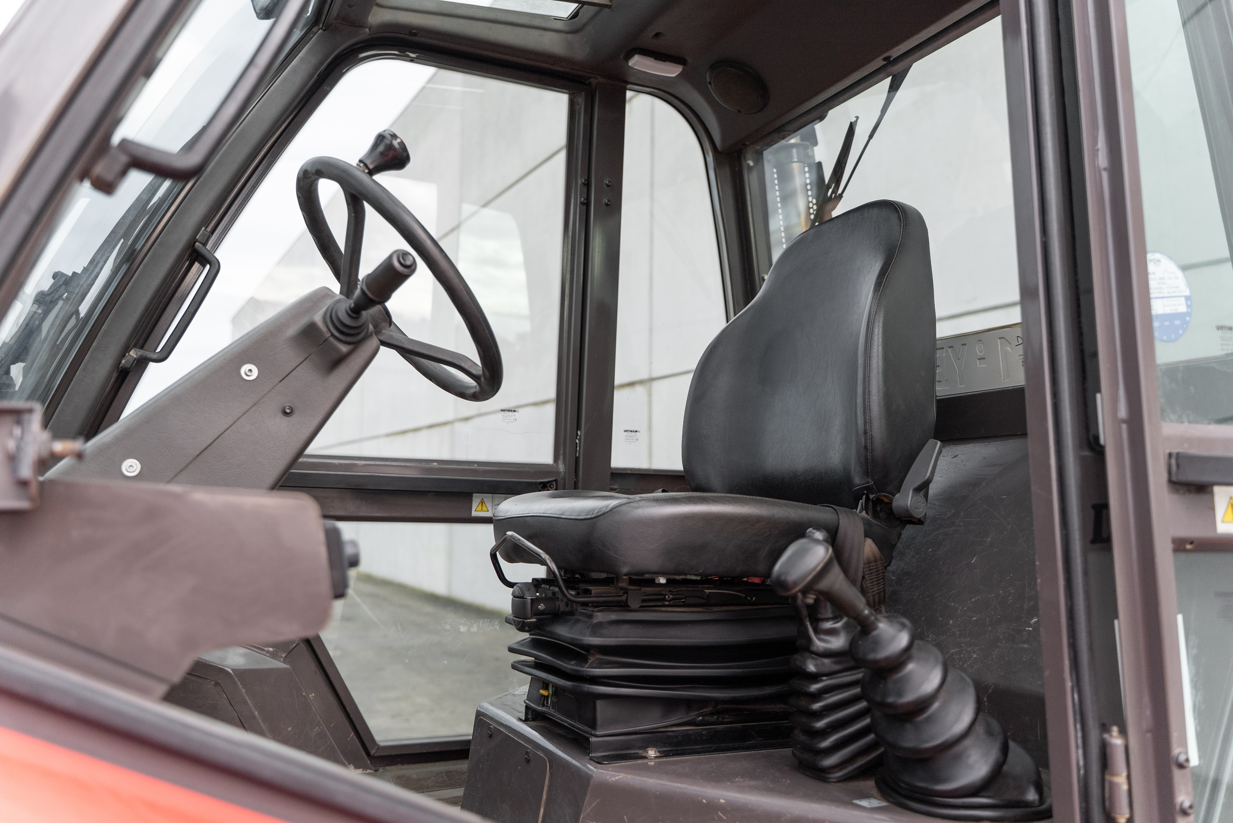 M 50-4 ST3B - Interior back