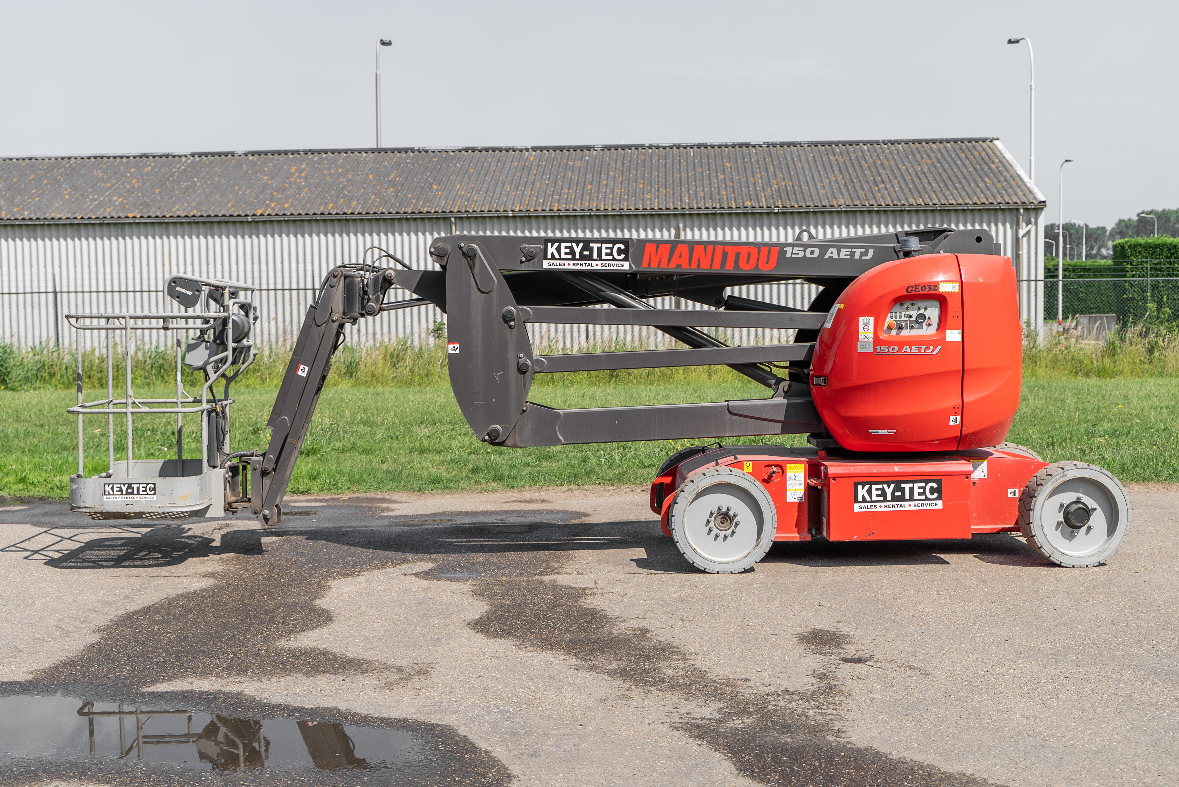 AETJ 150 COMPACT - Side