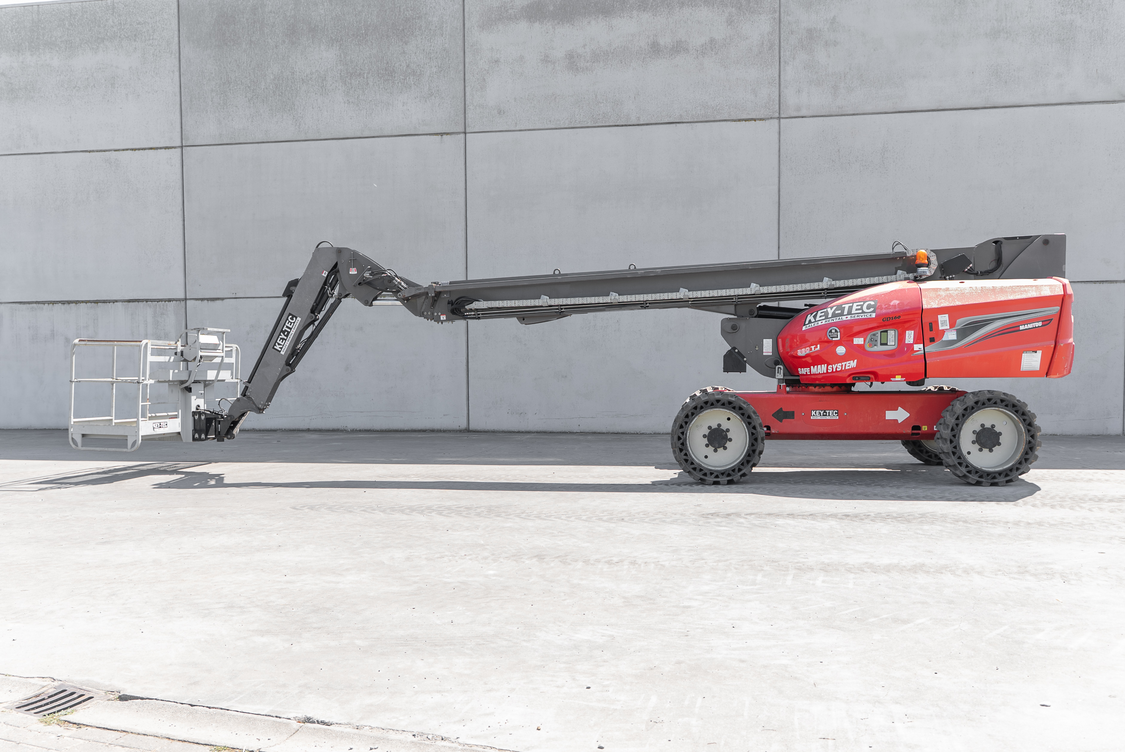 Manitou - Hoogwerkers - TJ 280 - Zijaanzicht