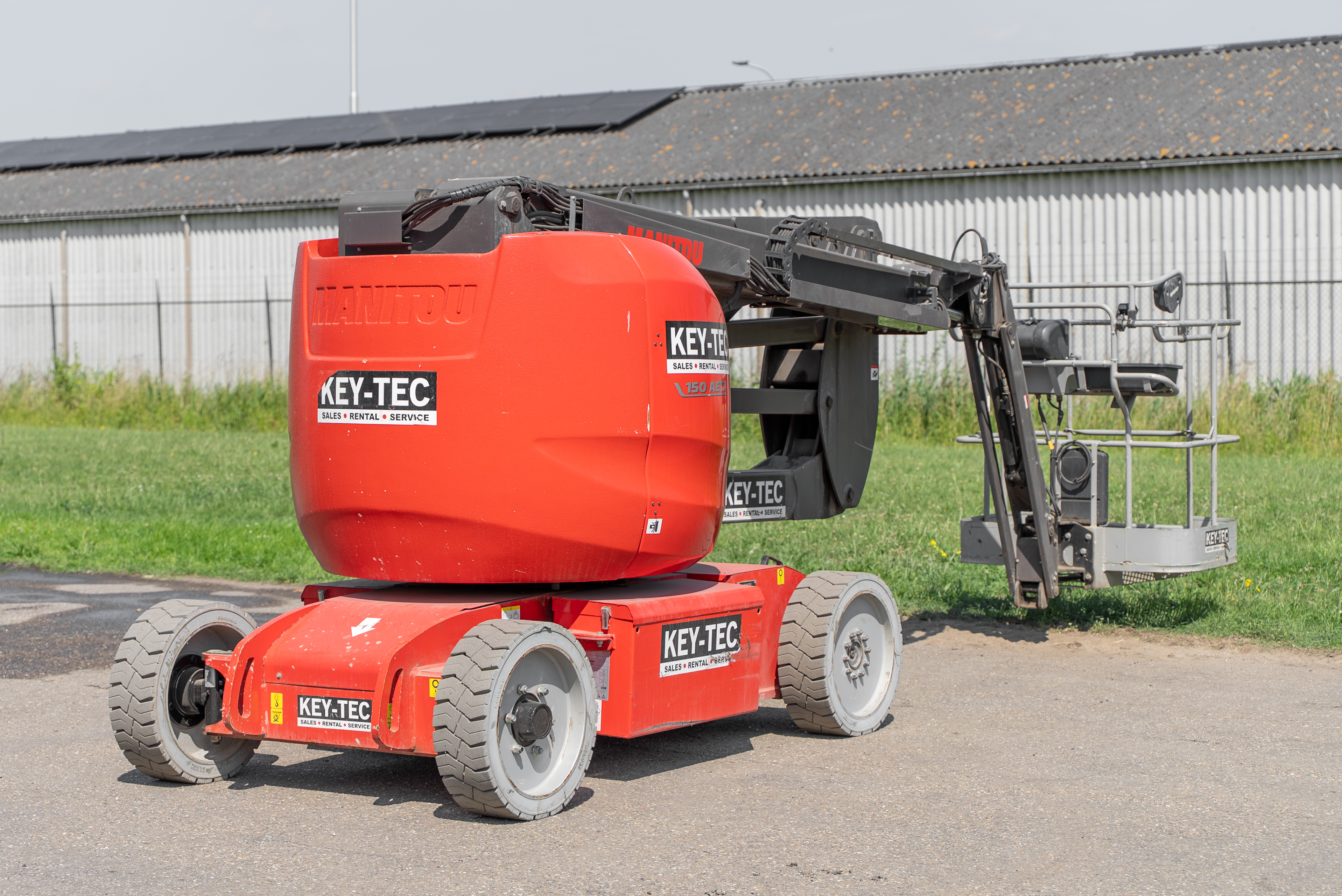AETJ 150 COMPACT - Back right