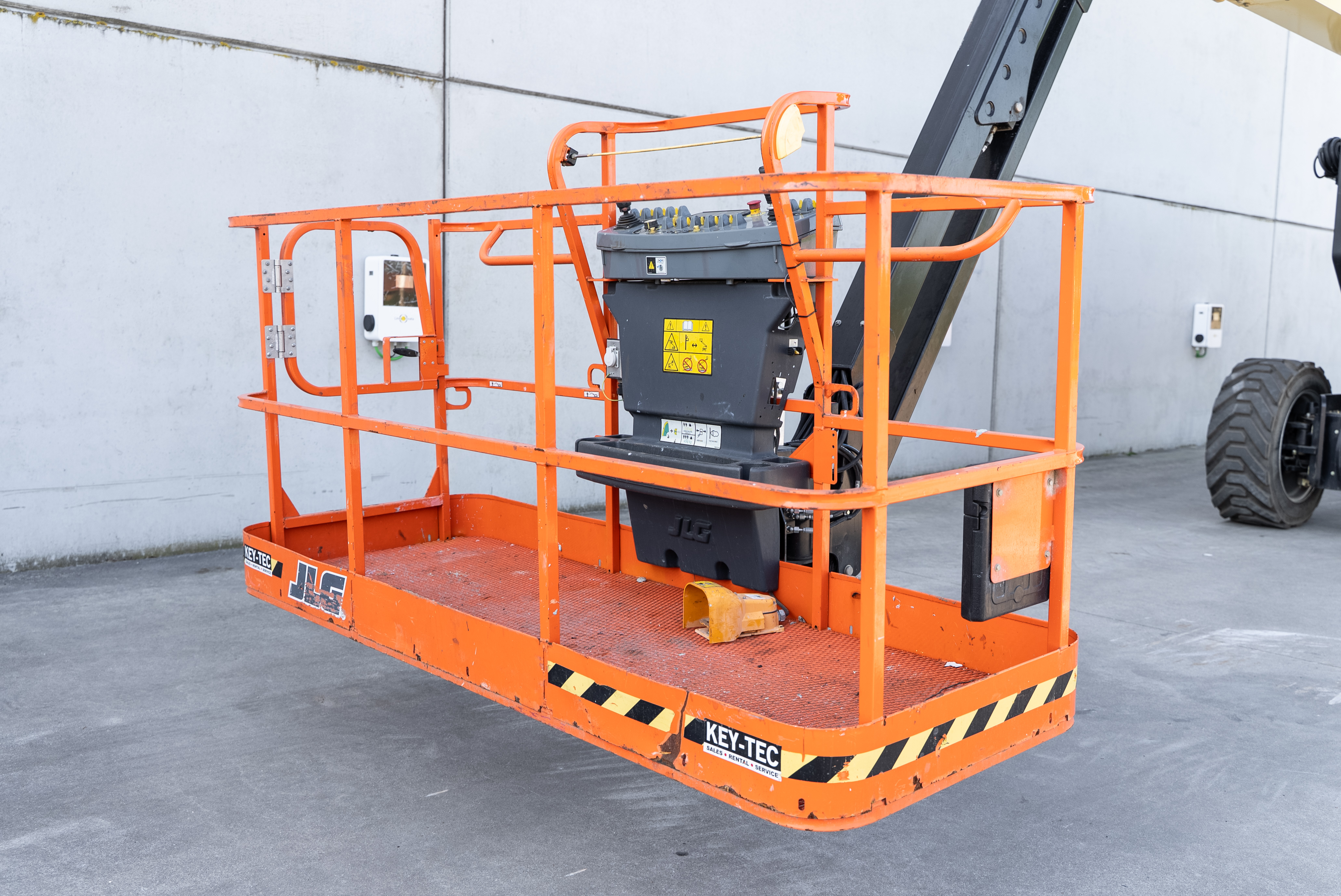 Jlg - Nacelles élévatrices - 1250 AJP - Intérieur arrière