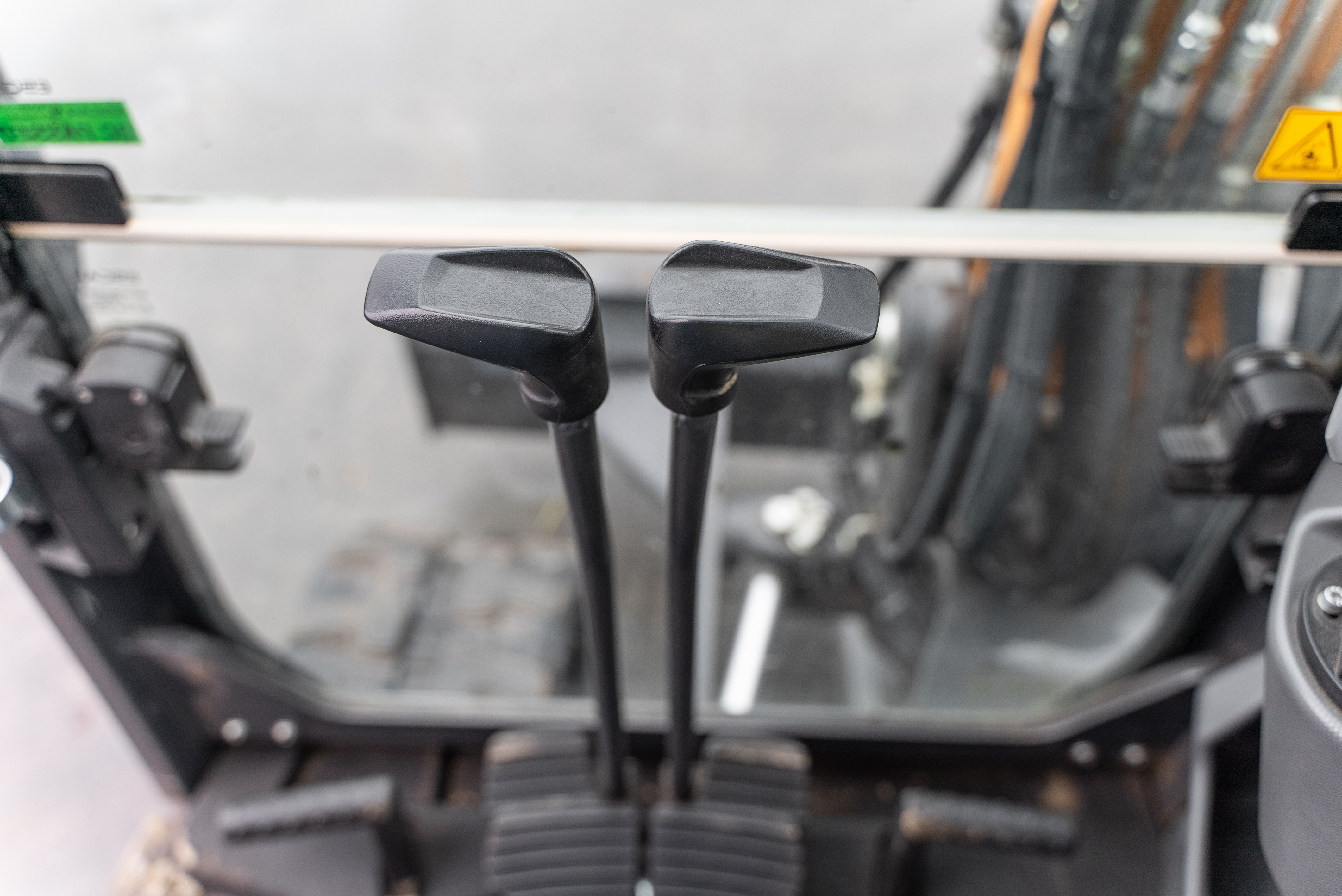 CX 50 D  - Interior front