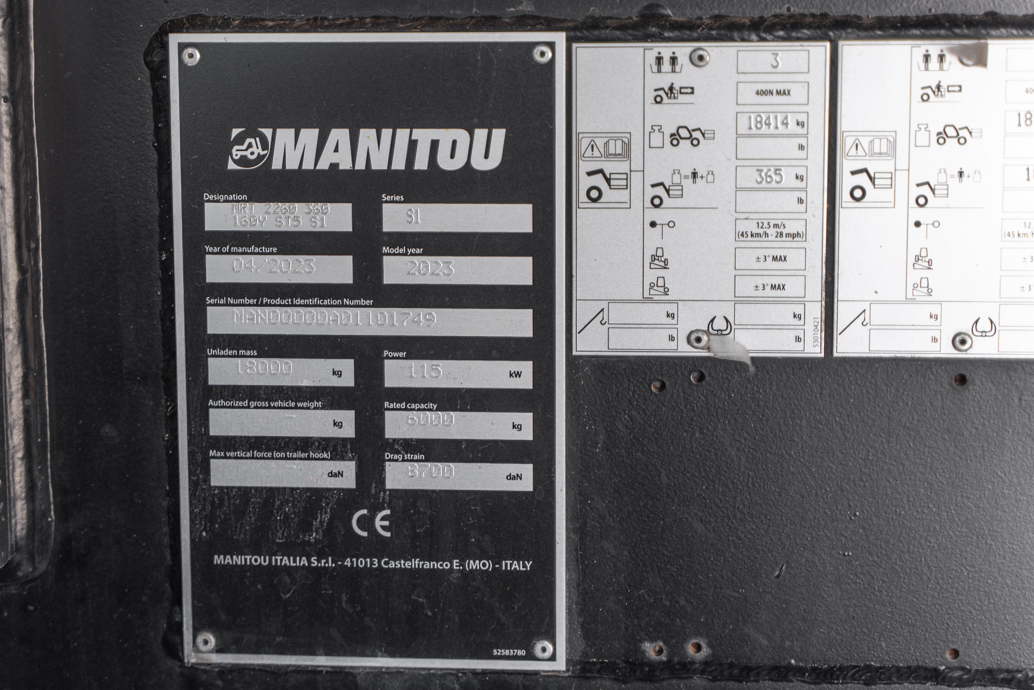 MRT 2260 360 160Y ST5 S1 - Identification plate