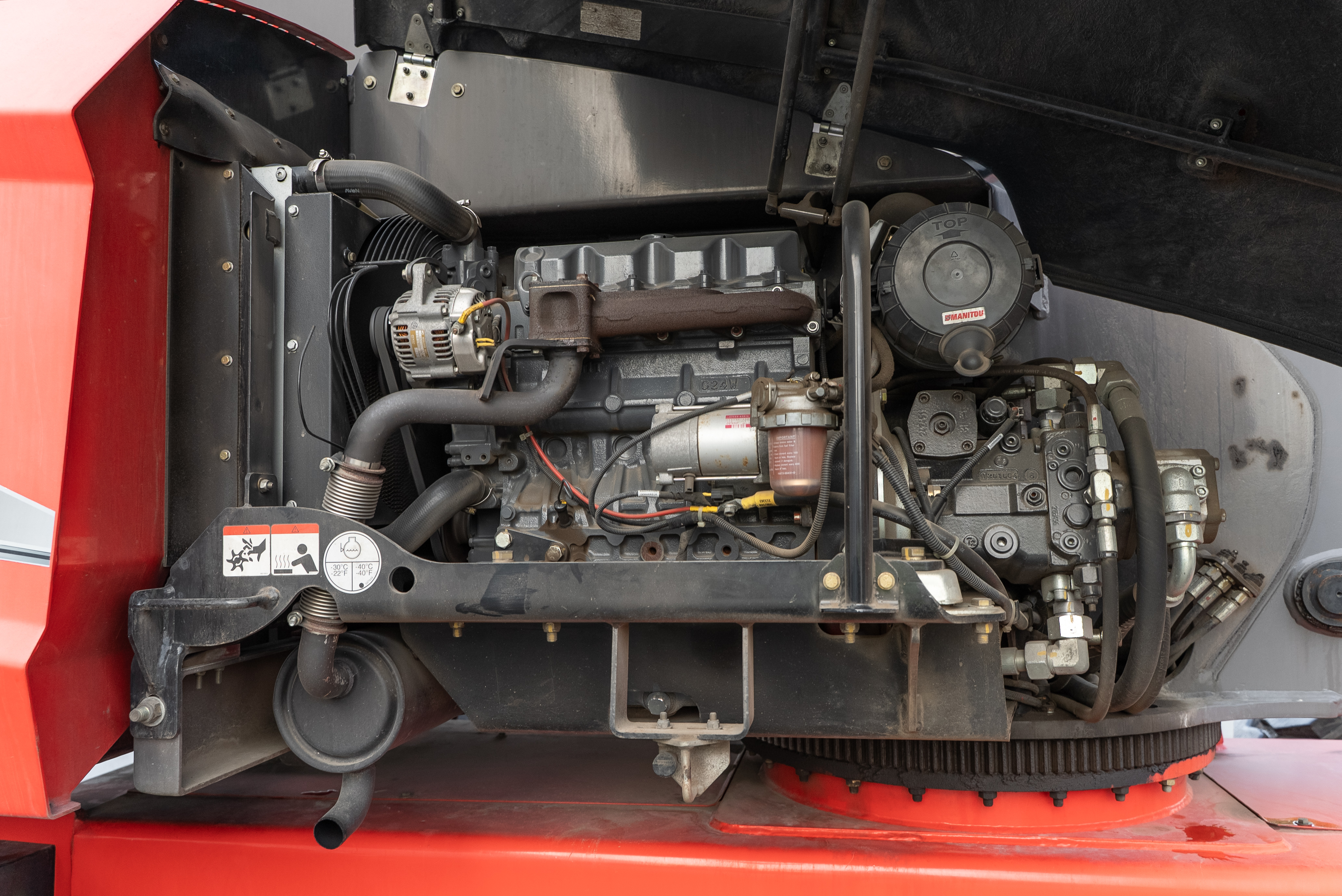 Manitou - Aerial platforms - TJ 280 - Engine