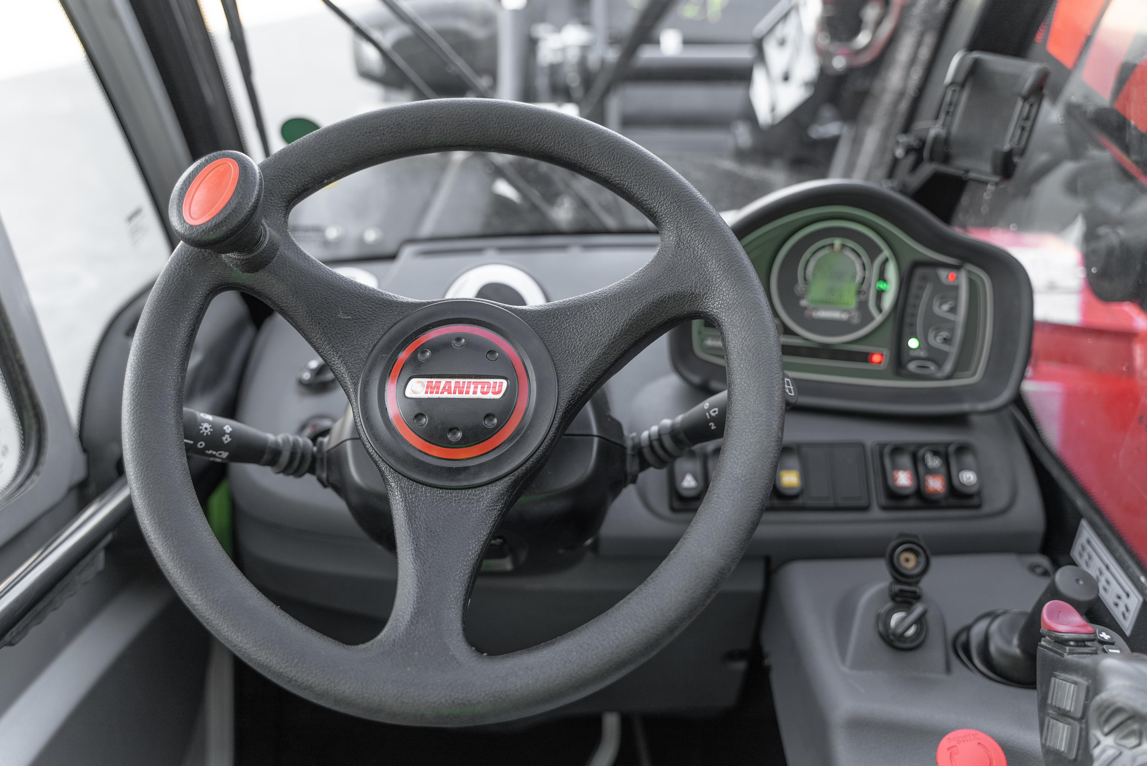 MLT 625 H 75K ST5 S1 - Interior front