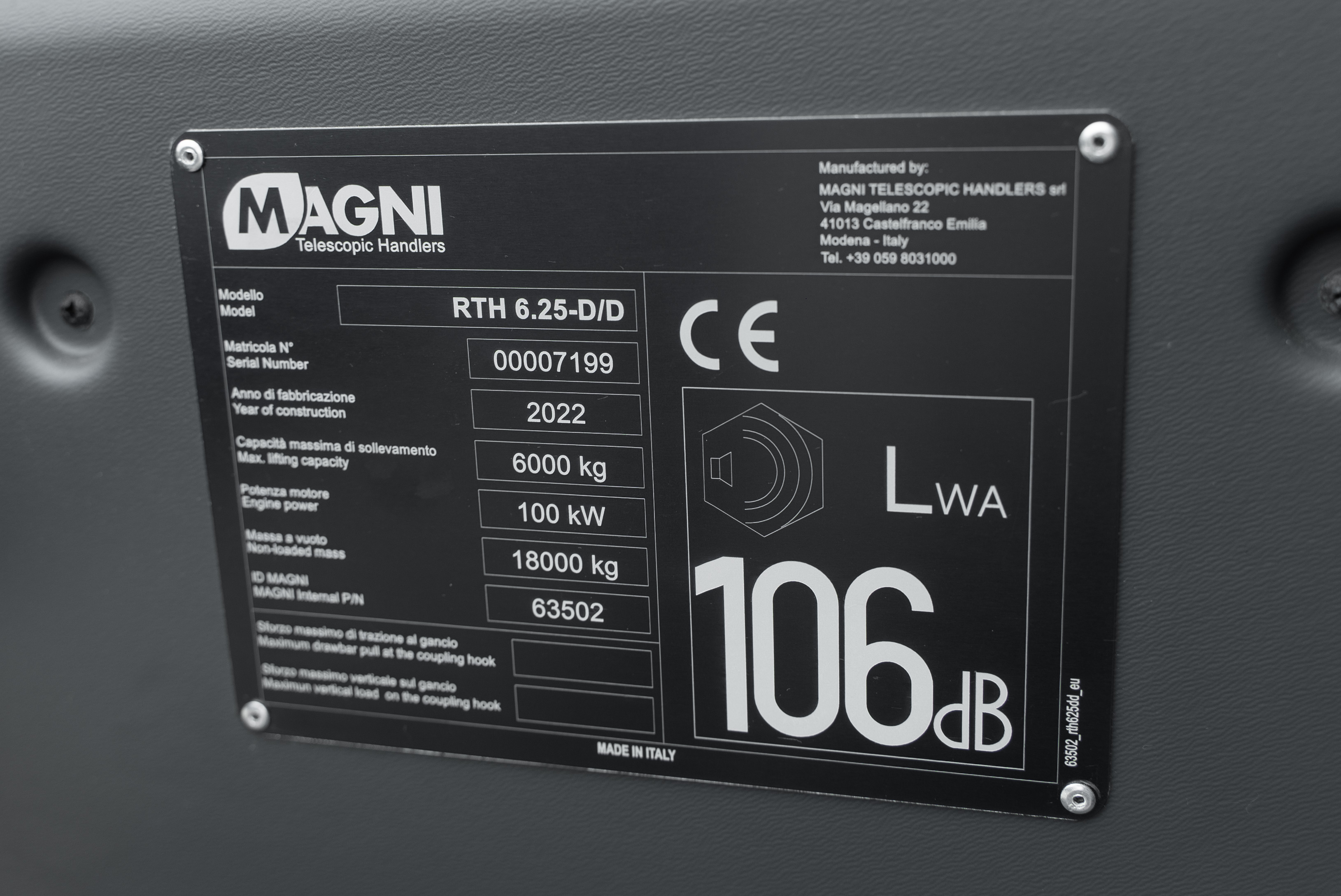 RTH 6.25 - Identification plate