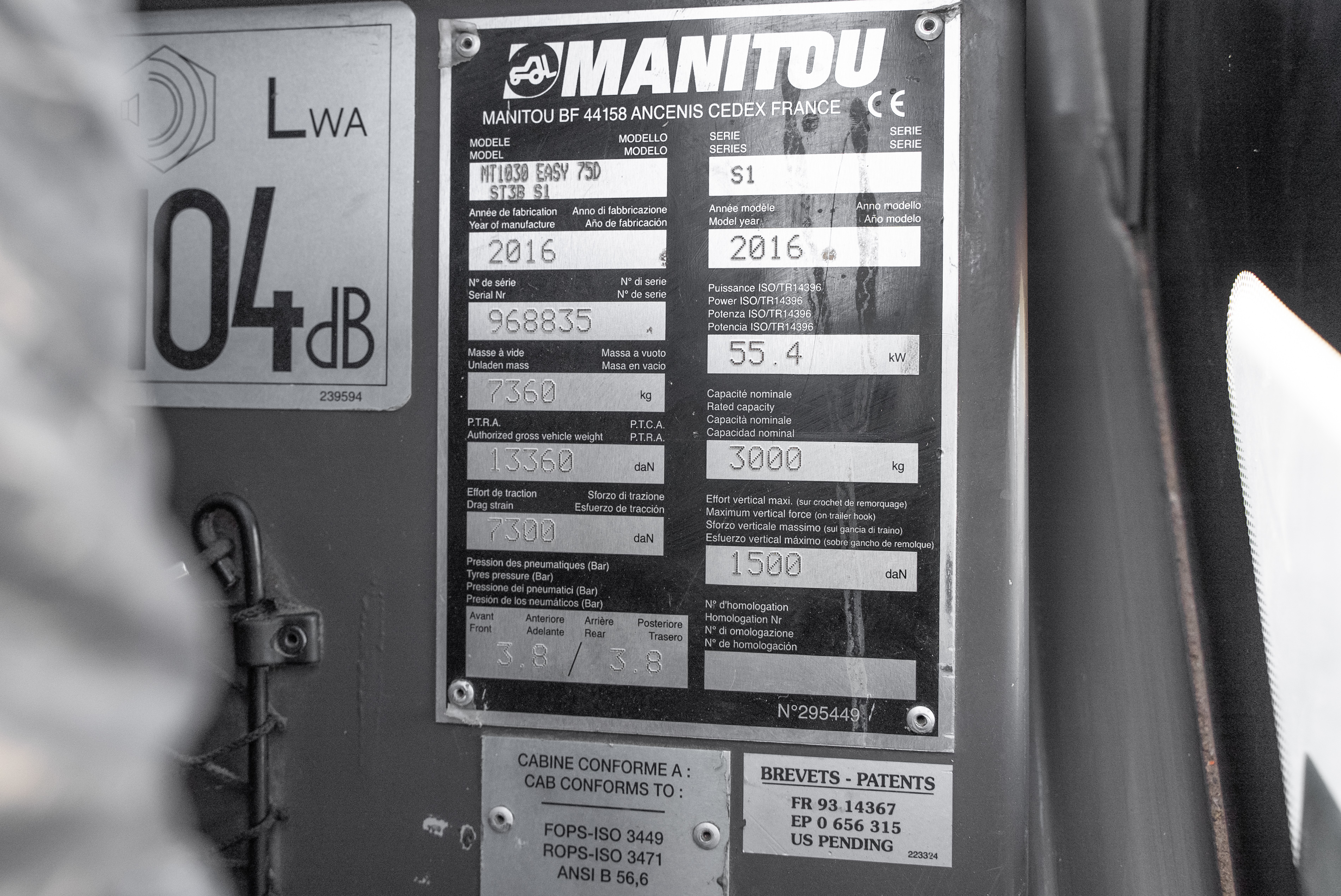 MT 1030 EASY 75D ST3B S1 - Identification plate