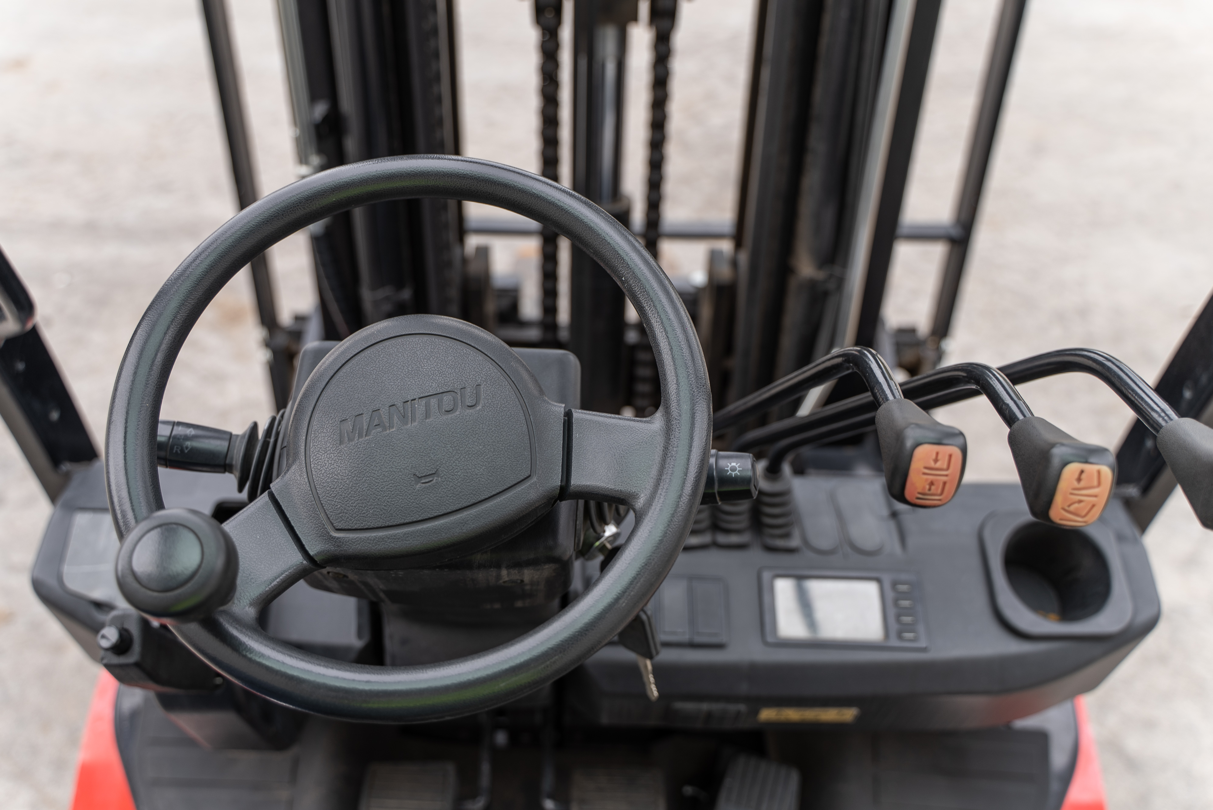 Manitou - Chariots élévateurs - MI 25 D K ST5 S1 - Intérieur avant