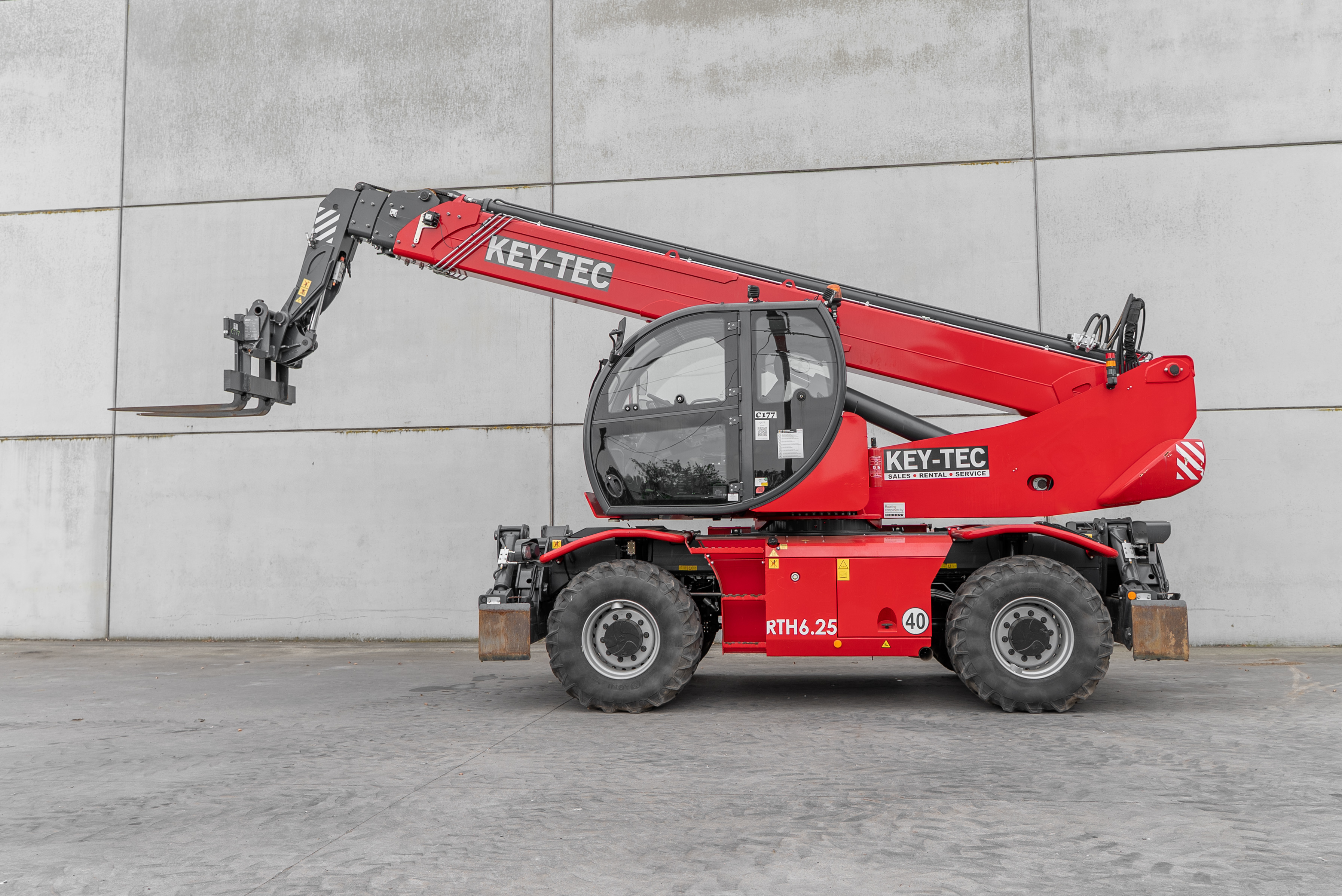 RTH 6.25 - Side
