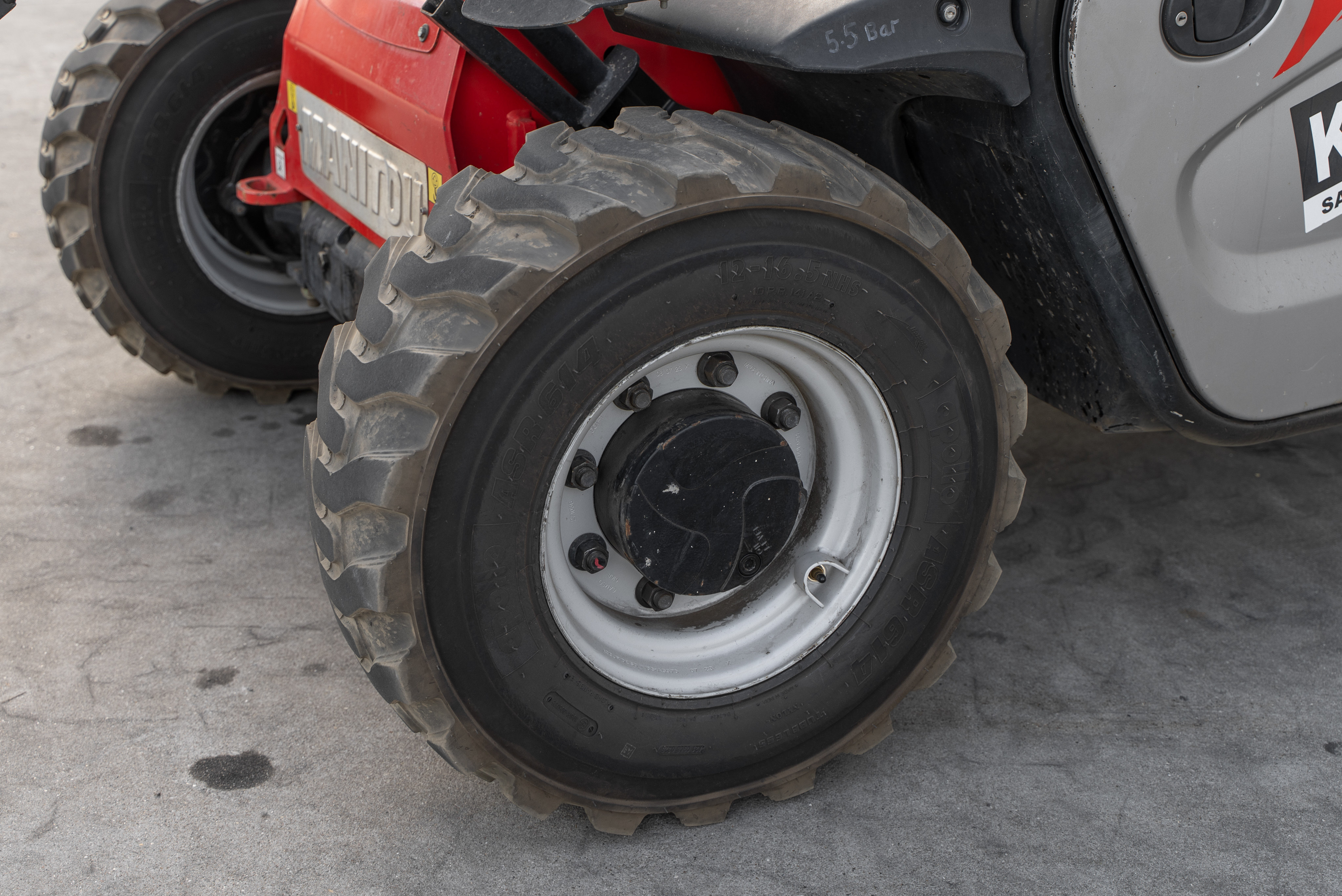 MT 625 H COMFORT 75K ST5 S1 - Chassis / Wheel
