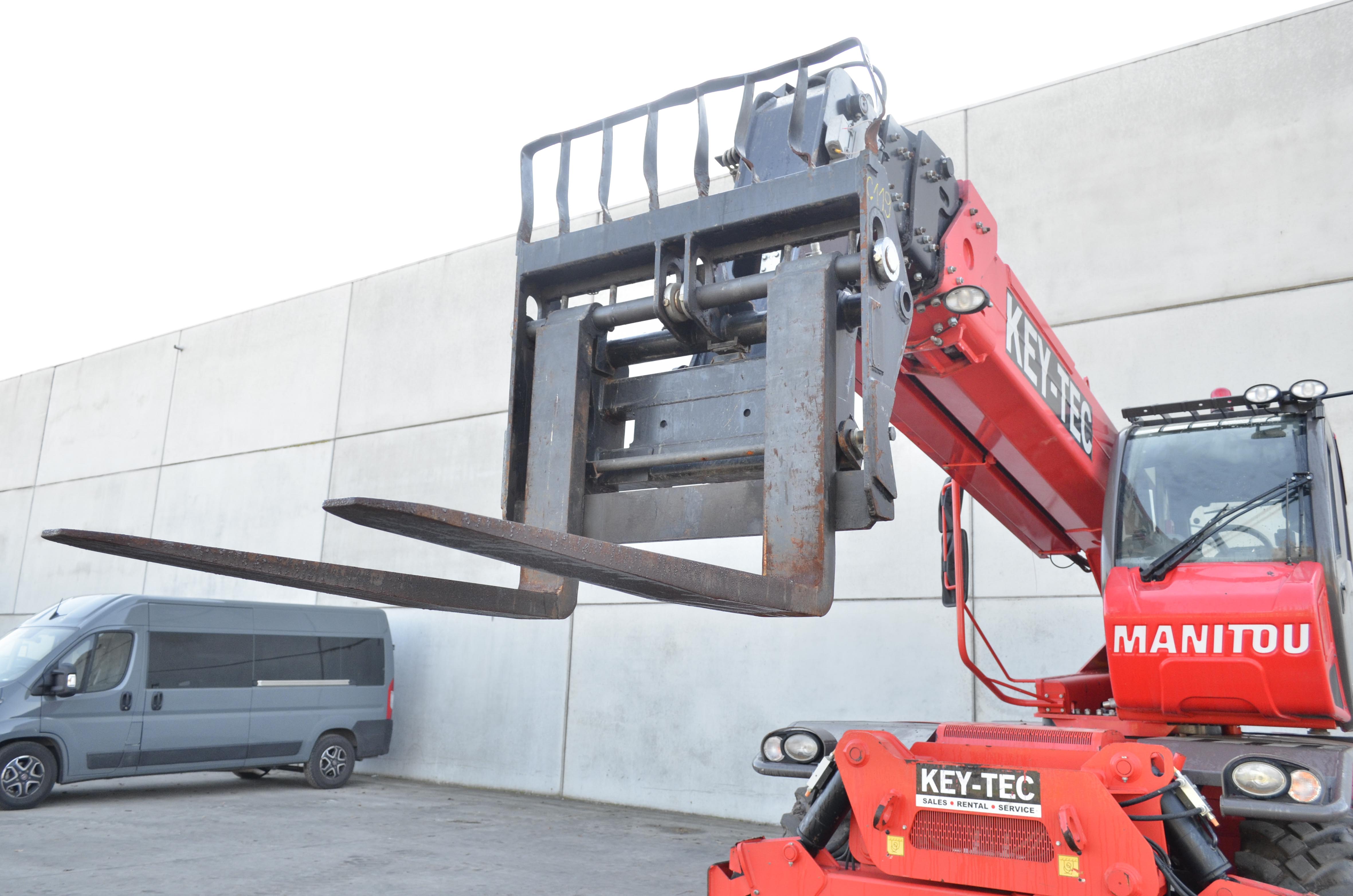 Manitou - Telehandlers - MRT 2550 PRIV+ ST4 S2 - Product image