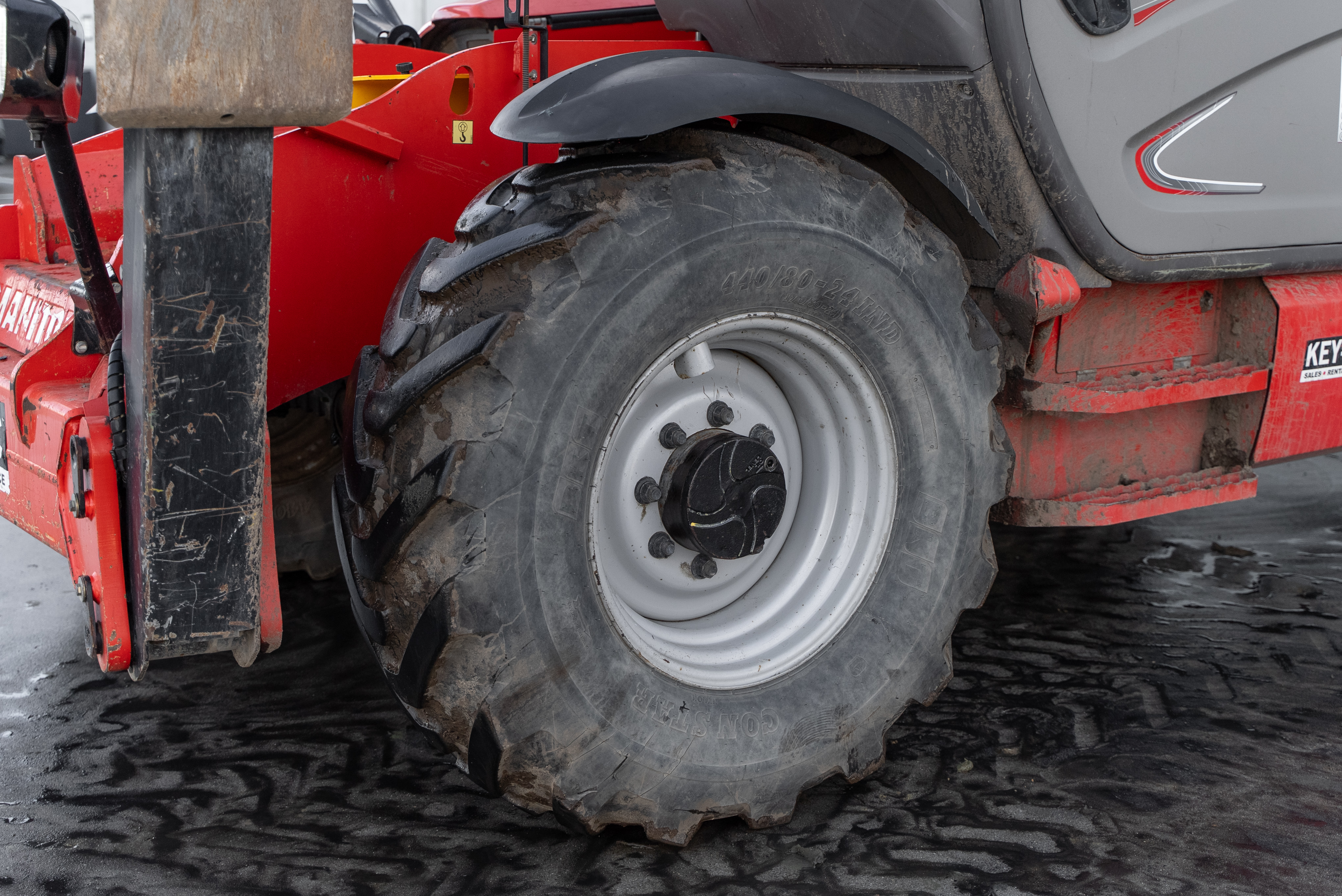MT 1840 100P ST3B S2 - Chassis / Wheel