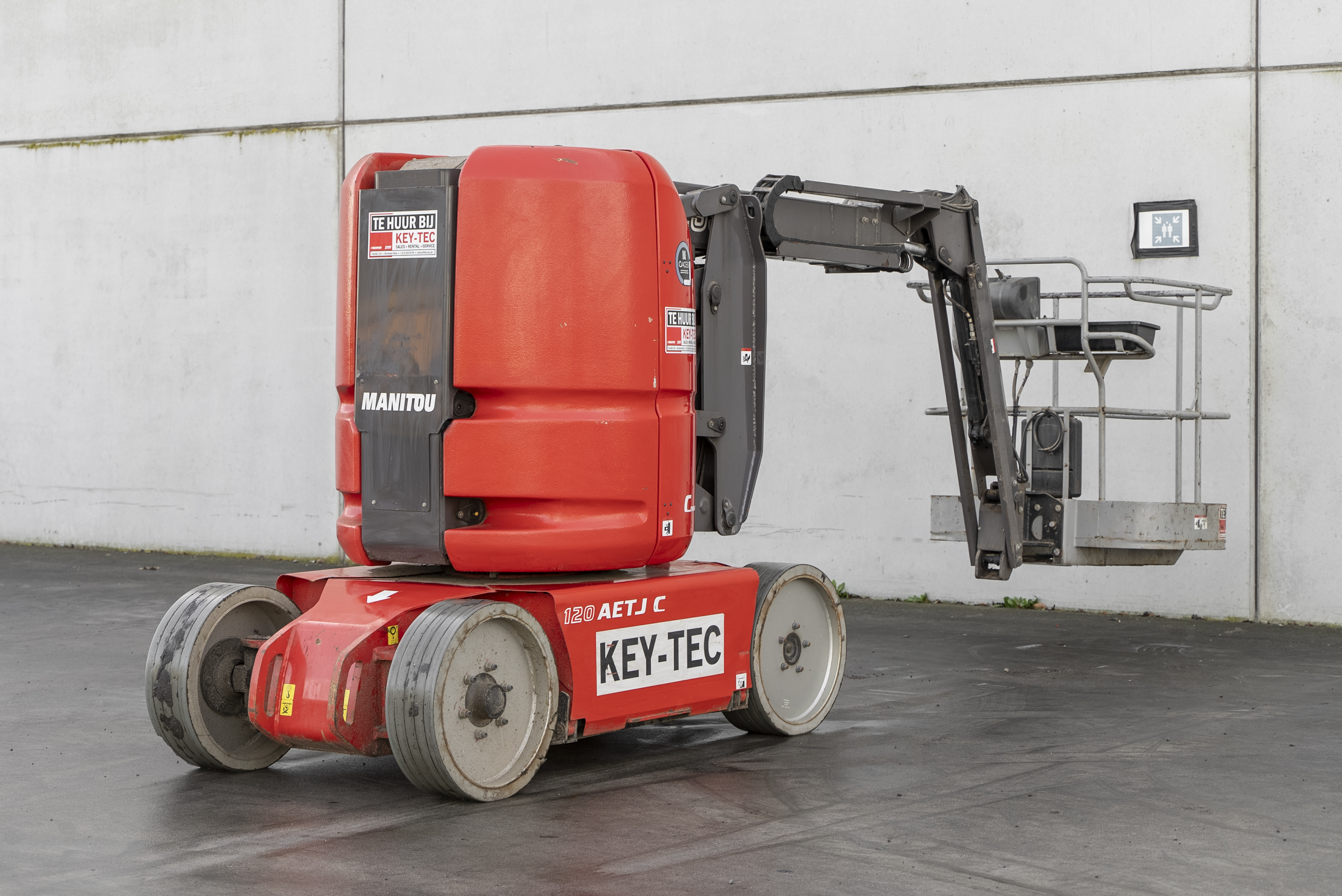 AETJ 120 COMPACT 2 - Back right