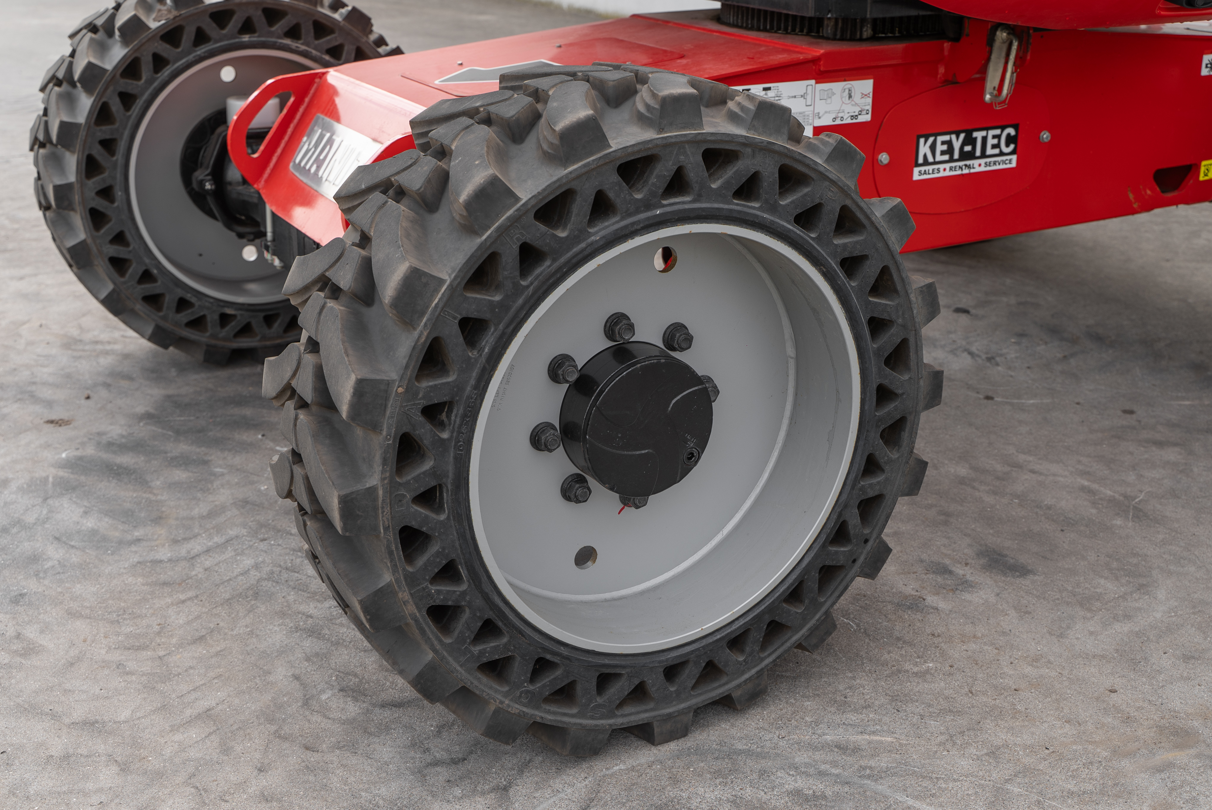 Manitou - Nacelles élévatrices - ATJ 200 ST5 S1 - Châssis / Roue