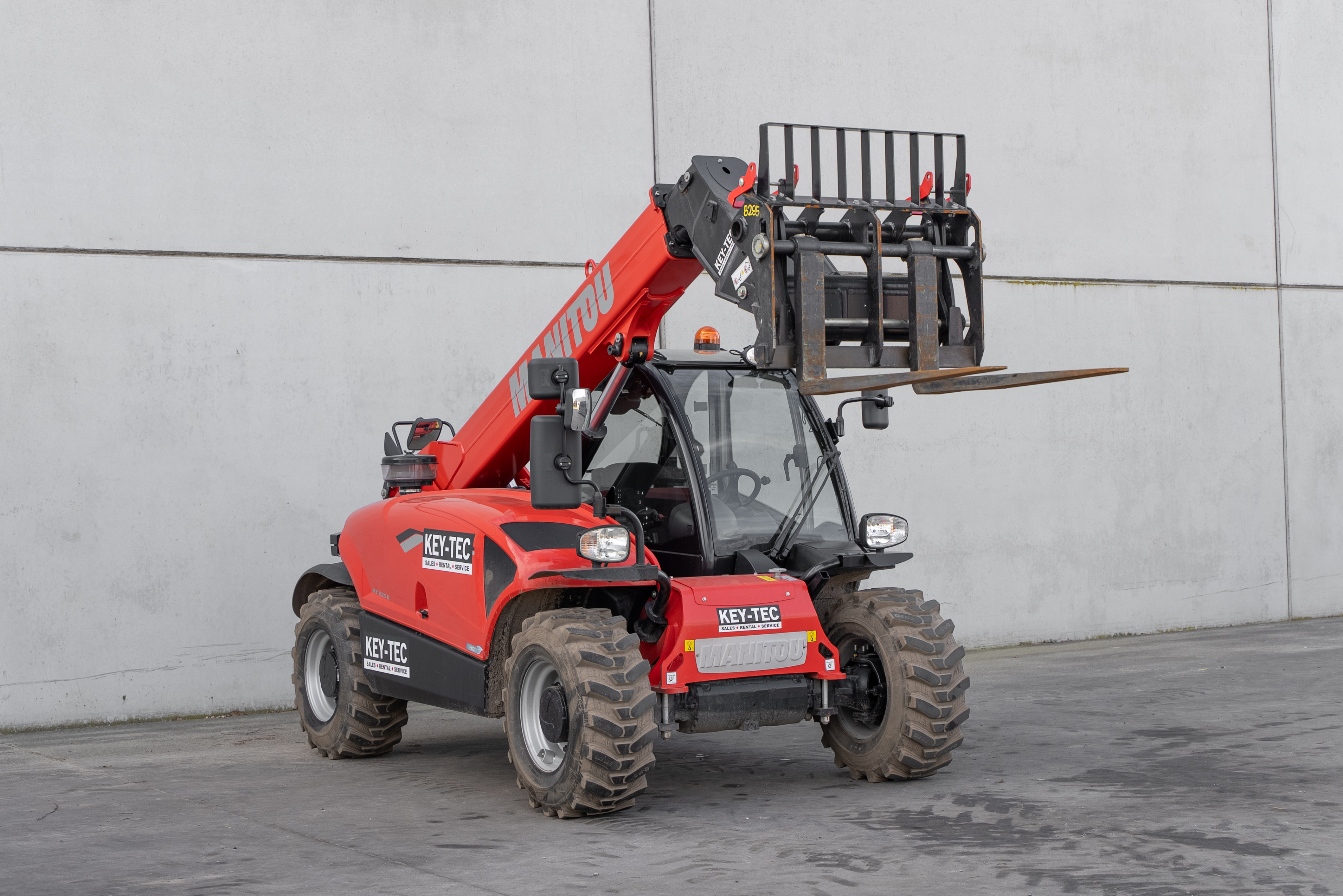 Manitou - Télescopiques - MT 625 H COMFORT 75K ST5 S1 - frontright