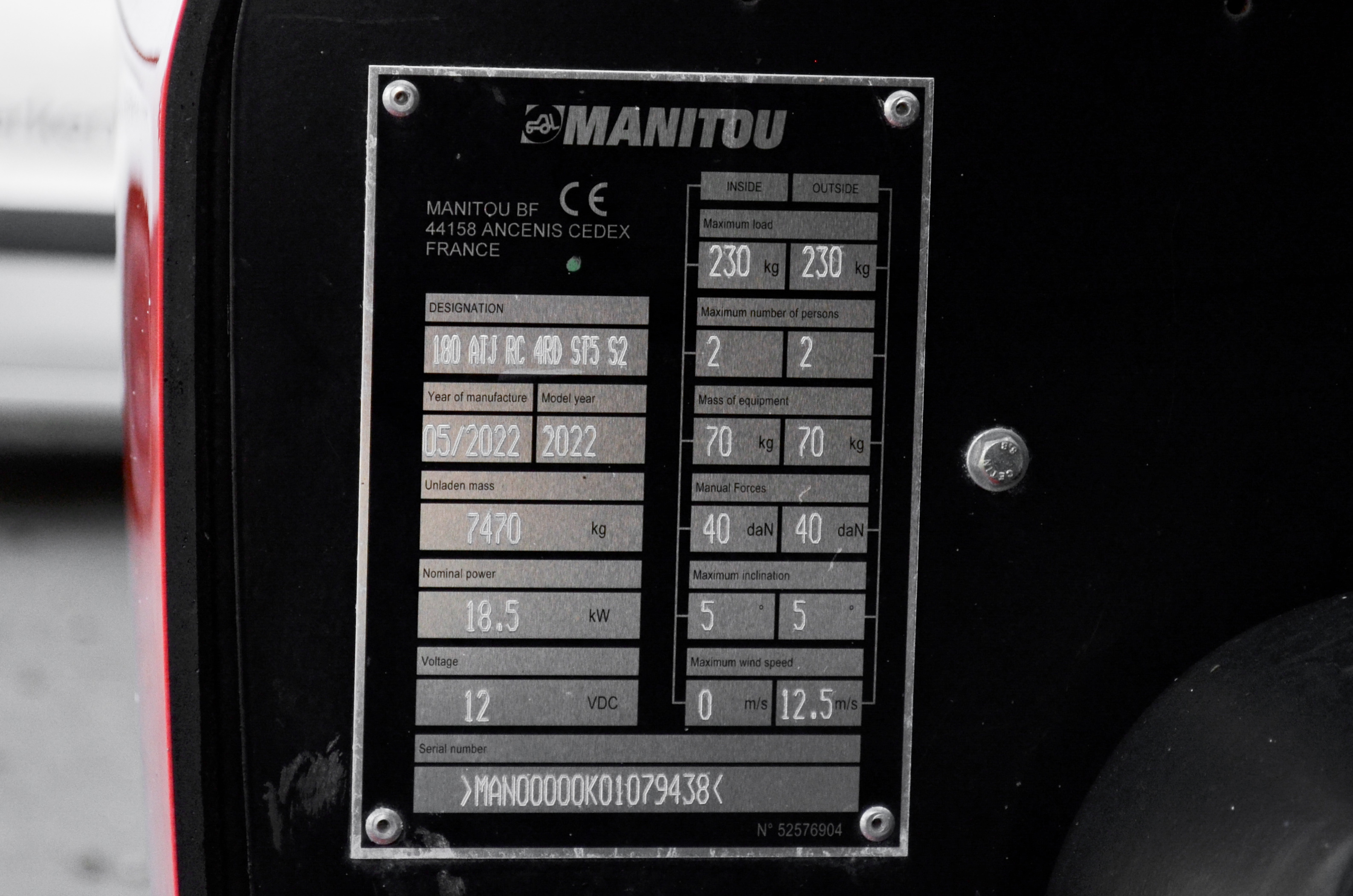 Manitou - Nacelles élévatrices - ATJ 180 RC 4RD ST5 S2 - Plaque signalétique