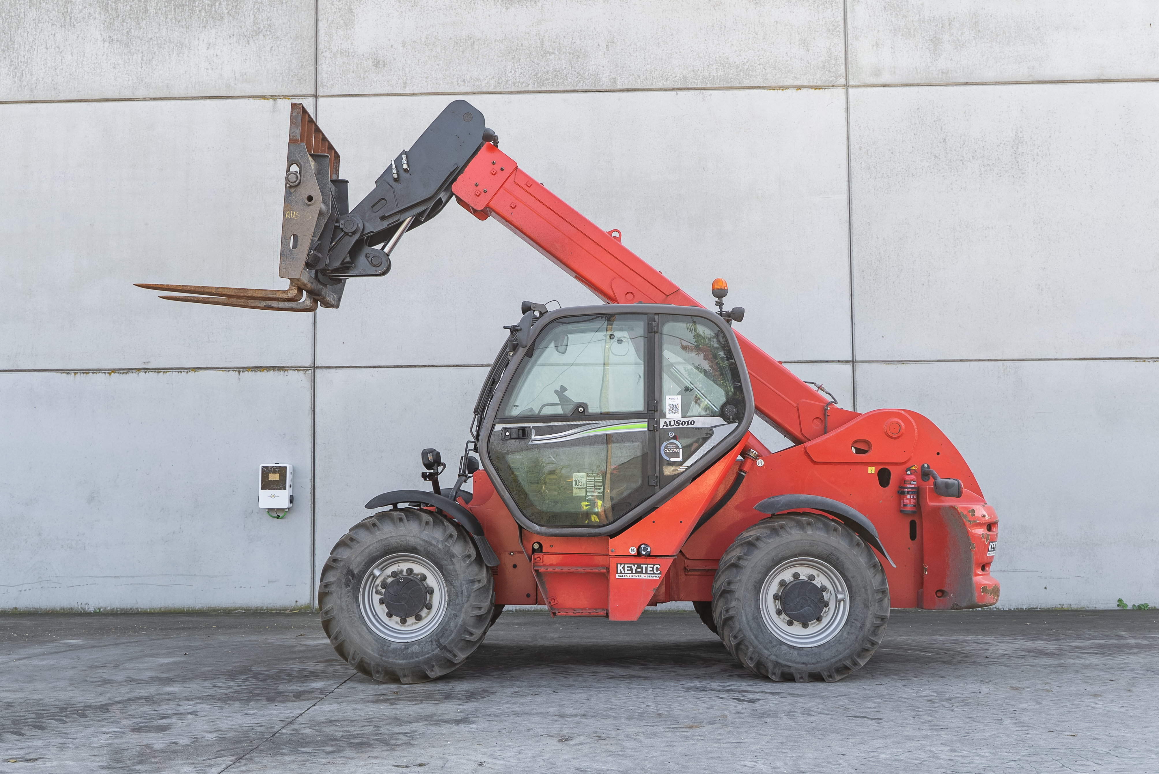 Manitou - Verreikers - MHT 780 L EVOLUTION E3 - Zijaanzicht