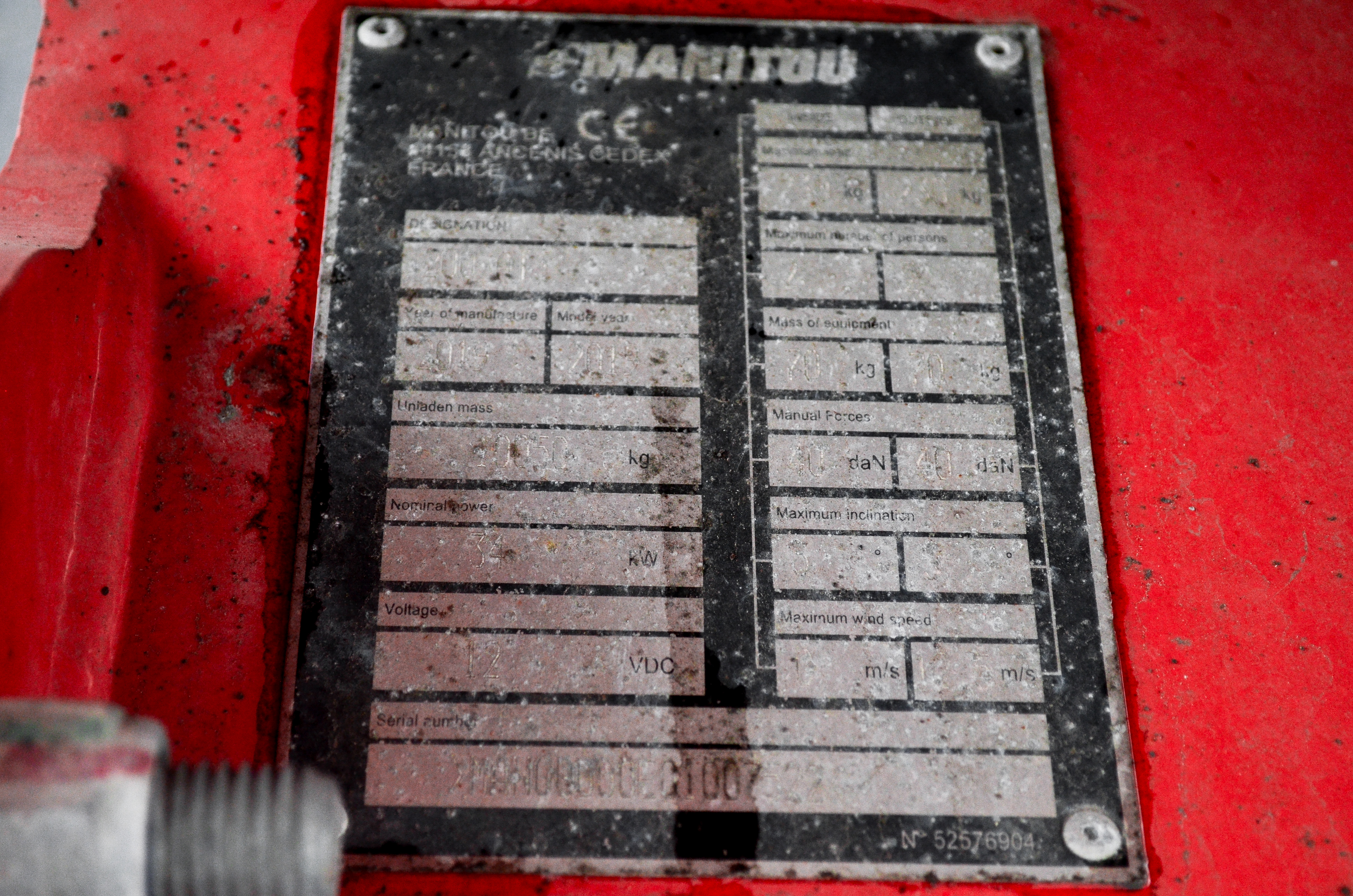 ATJ 200 RC - Identification plate