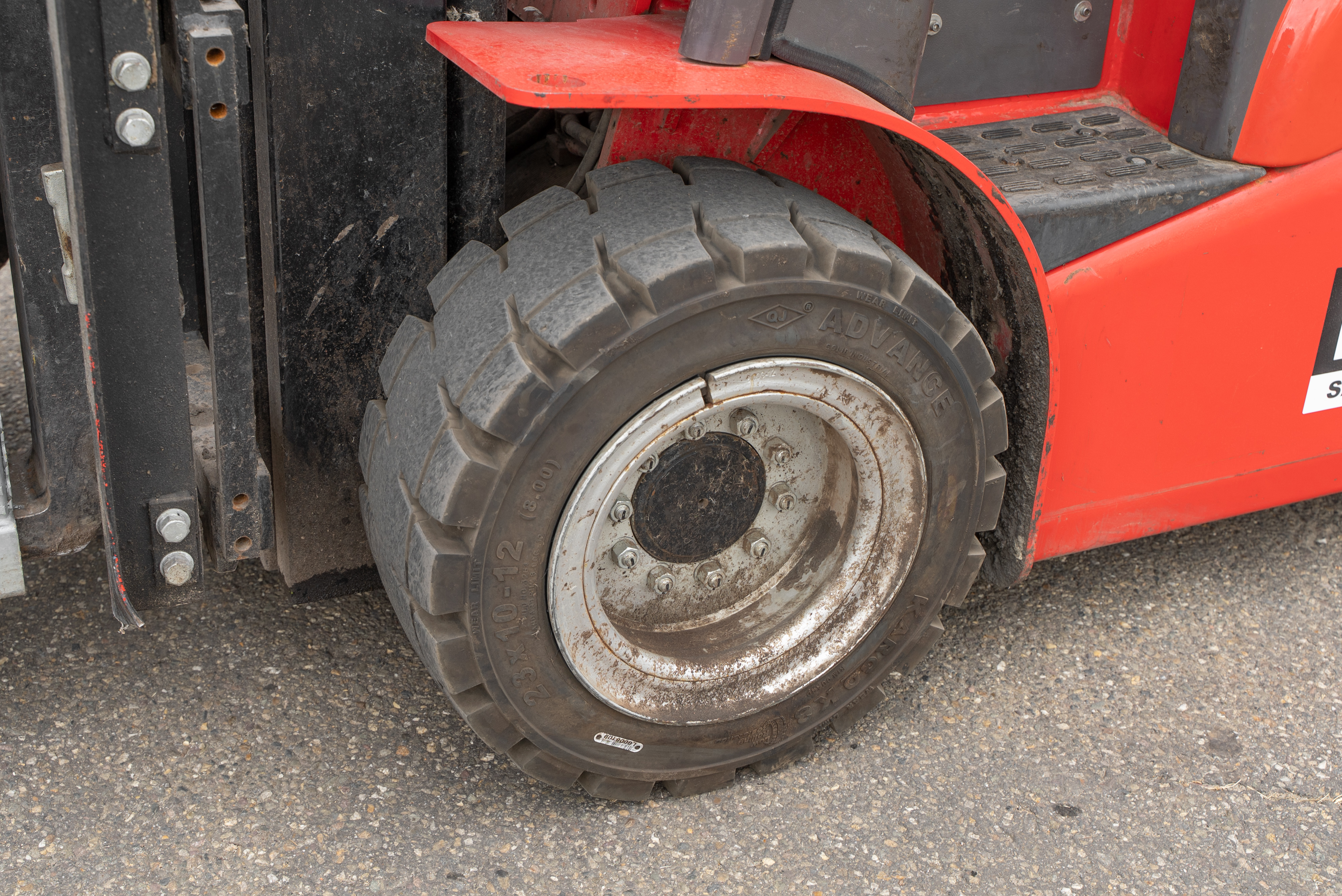 ME 435 80V S3 - Chassis / Wheel