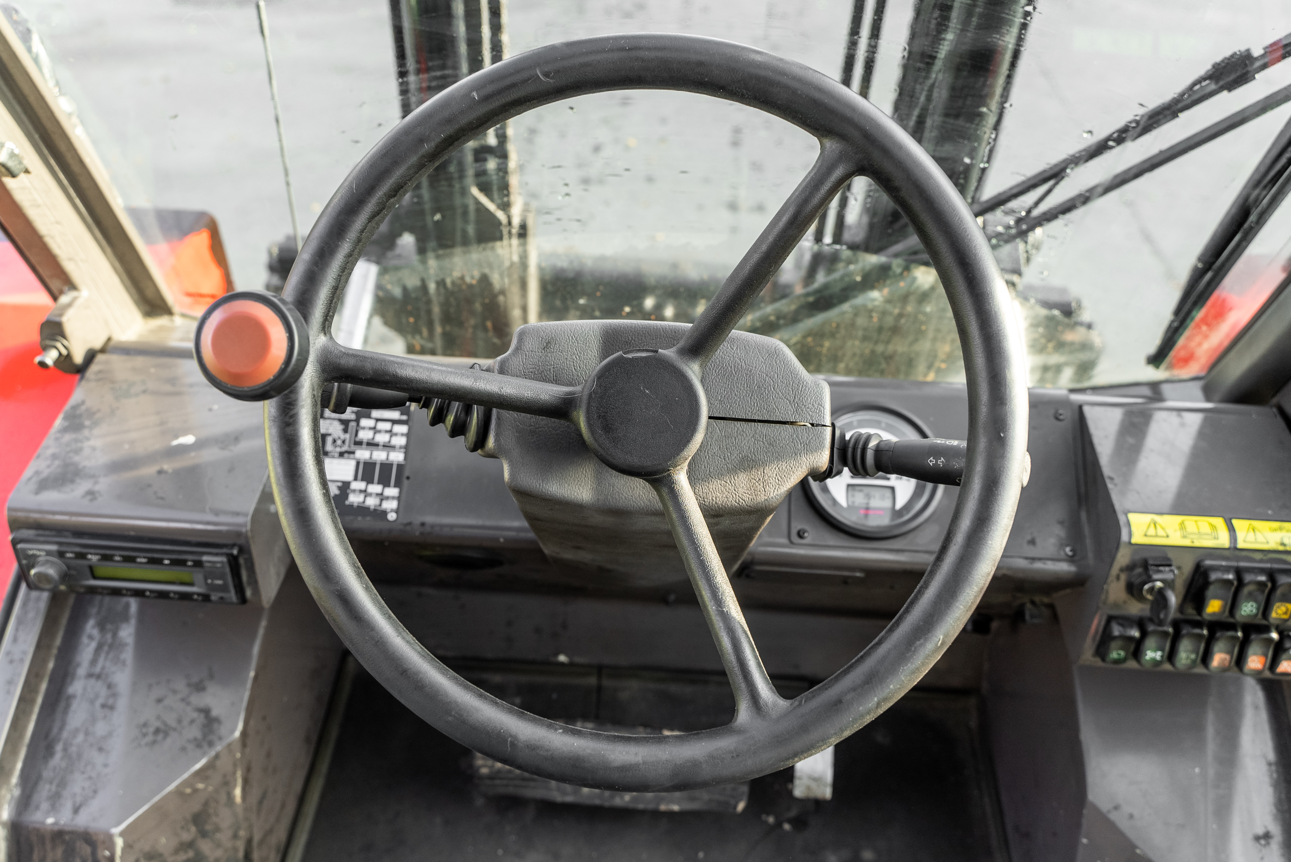 M 30-4 P ST3B S4 - Interior front