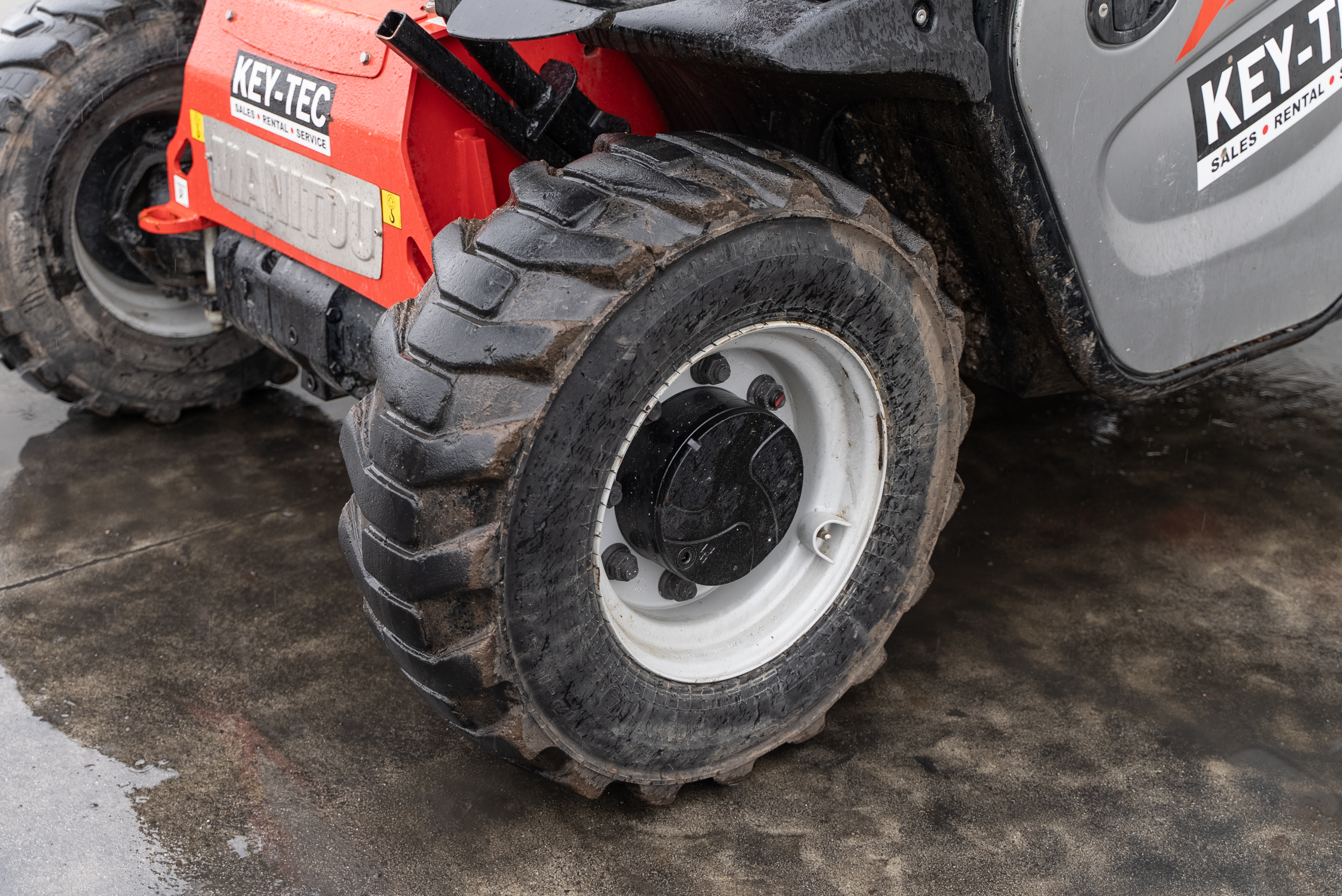 MT 625 H COMFORT 75K ST5 S1 - Chassis / Wheel