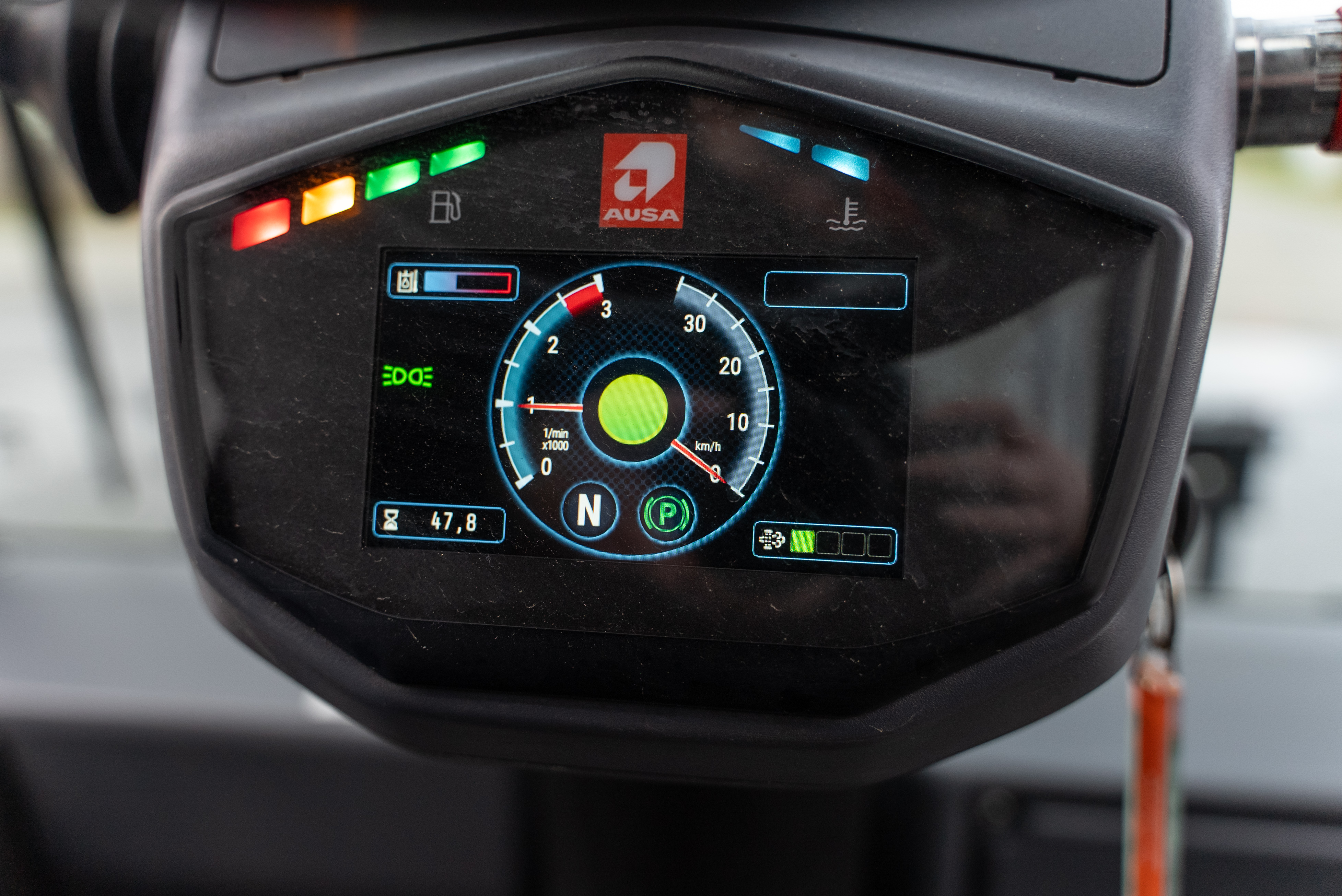 C251 Hx4 - Hours / Display