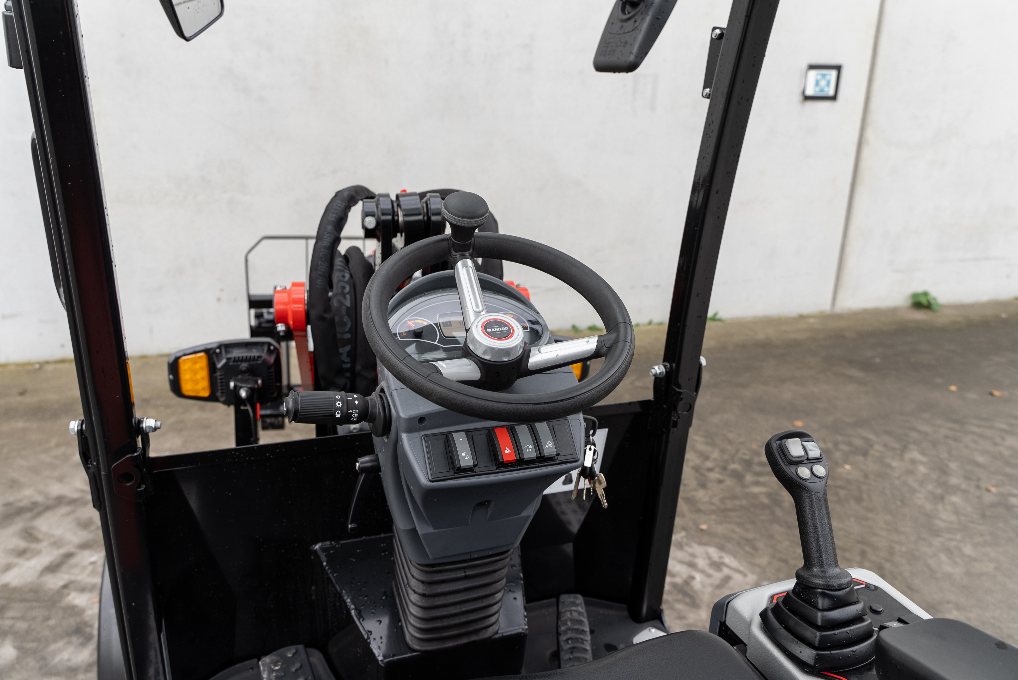 Manitou - Wheelloaders - MLA 3-25 H P ST5 S1 - Product image