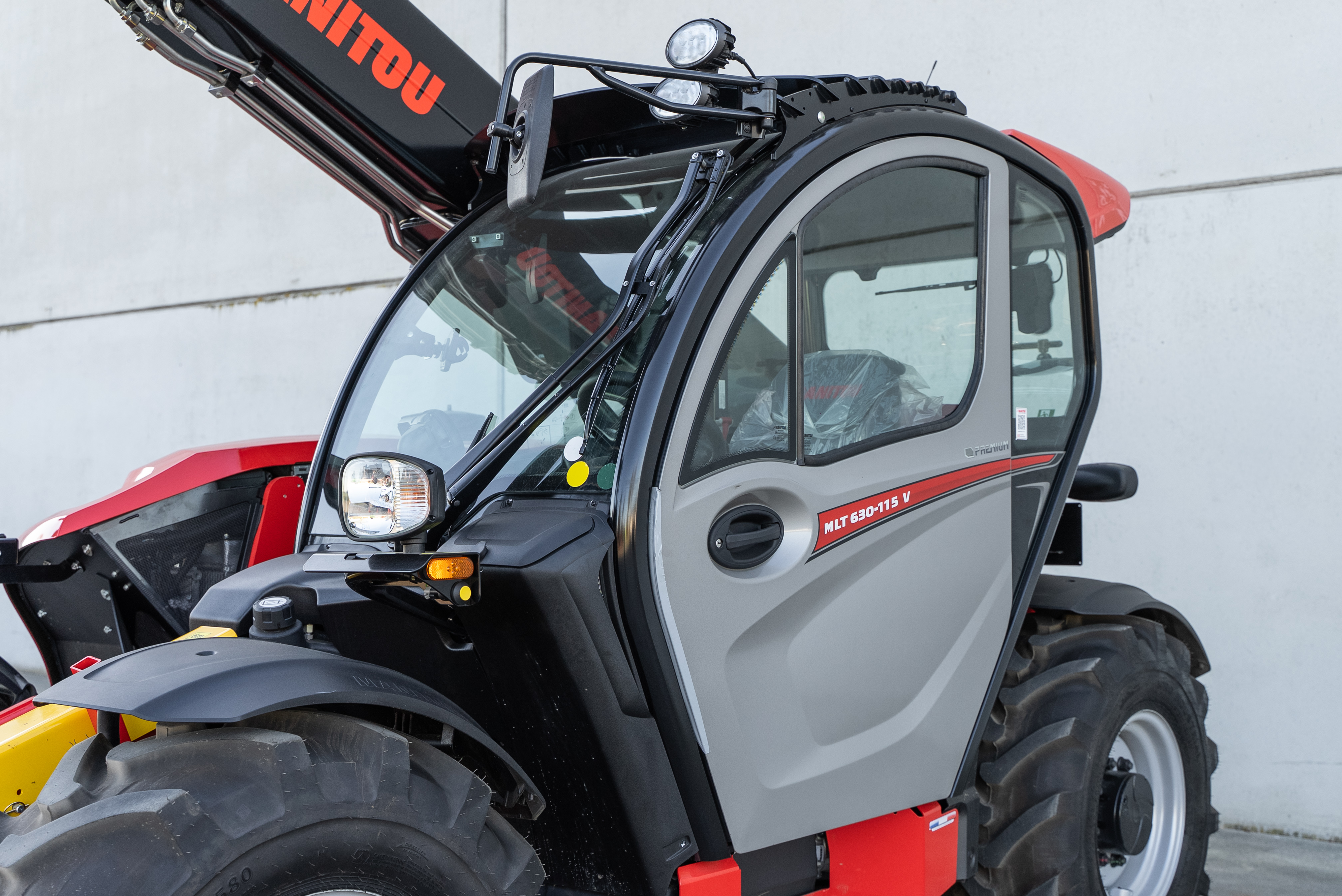 Manitou - Telehandlers - MLT 630 115D V ST5 S1 - Product image