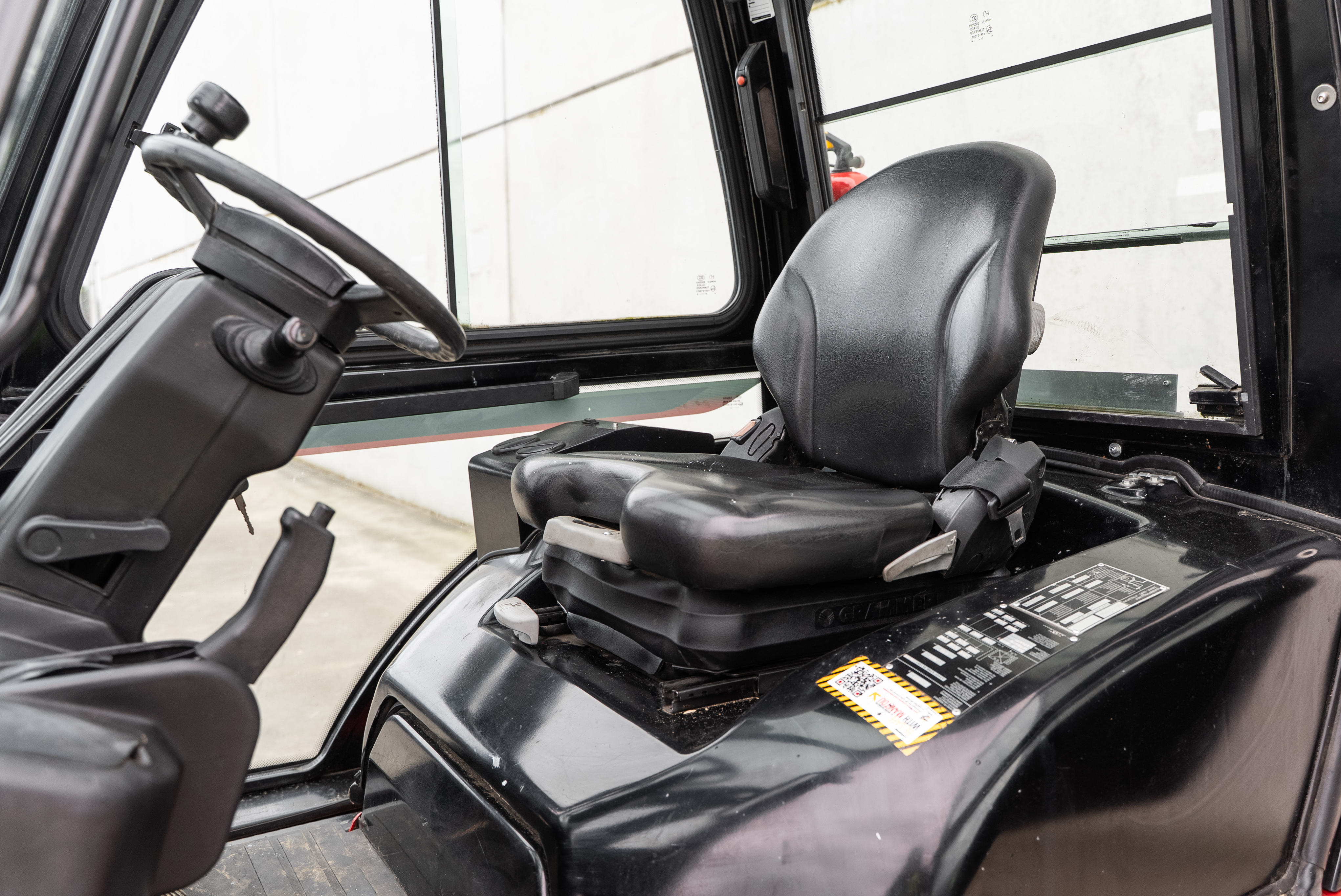 MI 30 D K ST5 S1 - Interior back