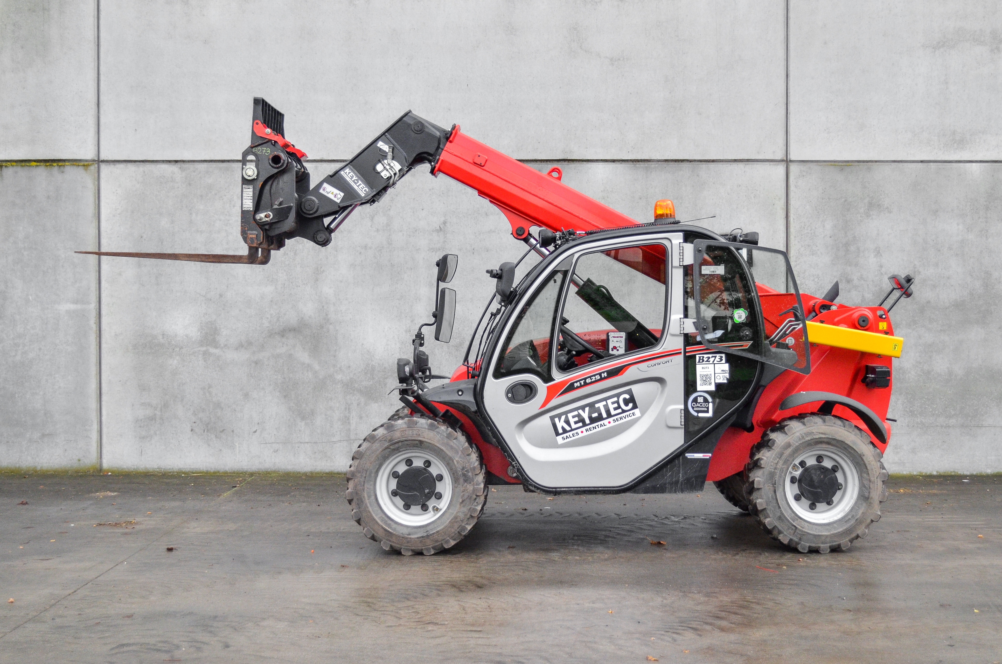 Manitou - Télescopiques - MT 625 H COMFORT 75K ST5 S1 - Vue latérale
