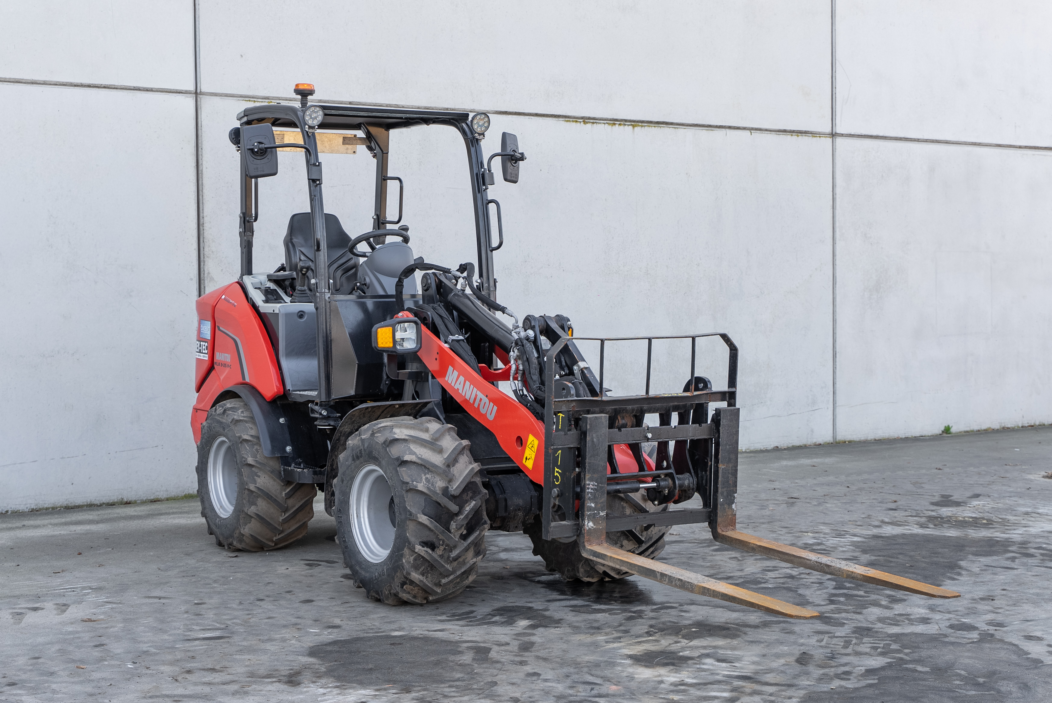 MLA 3-25 H-C P ST5 S1 - Front right