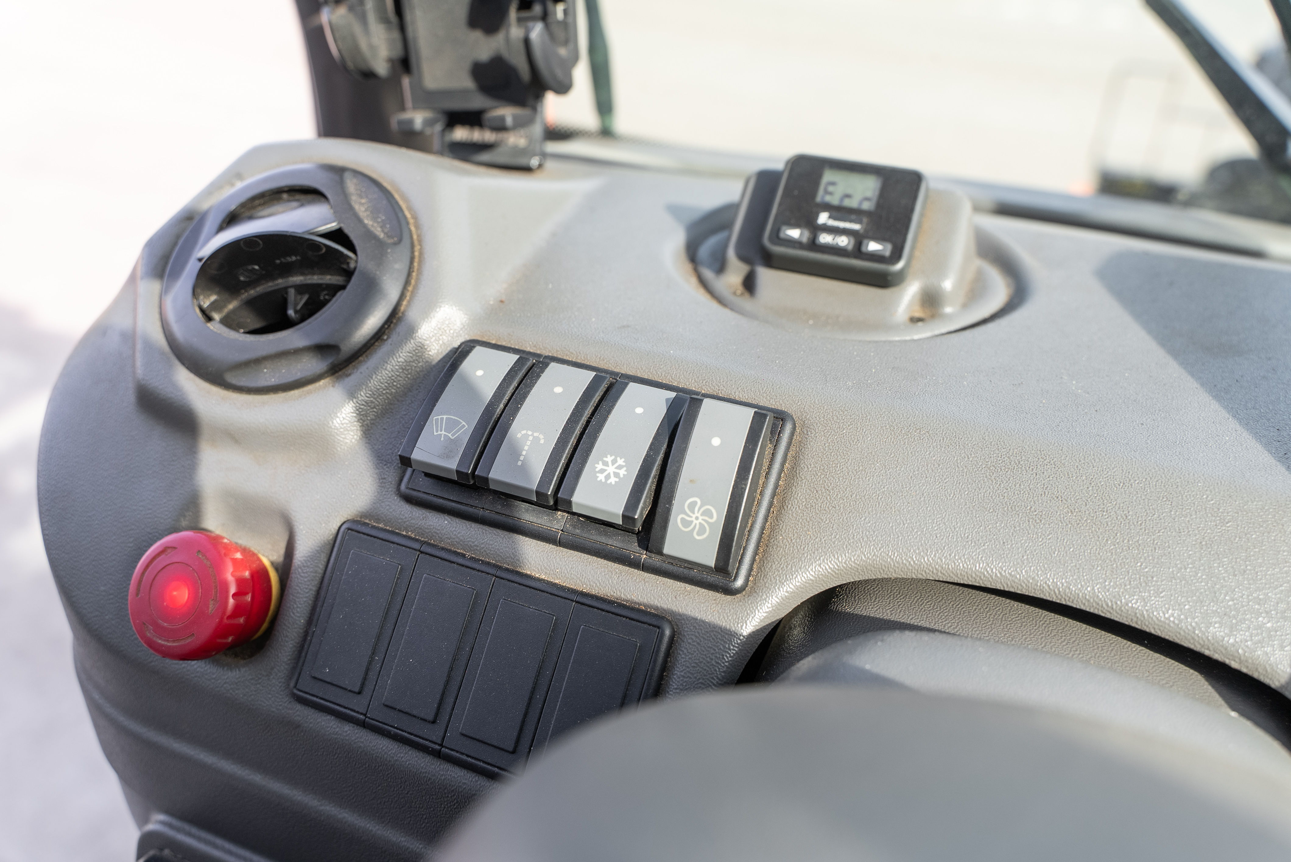 Manitou - Verreikers - MRT 2550 PRIV+ ST4 S2 - Productfoto