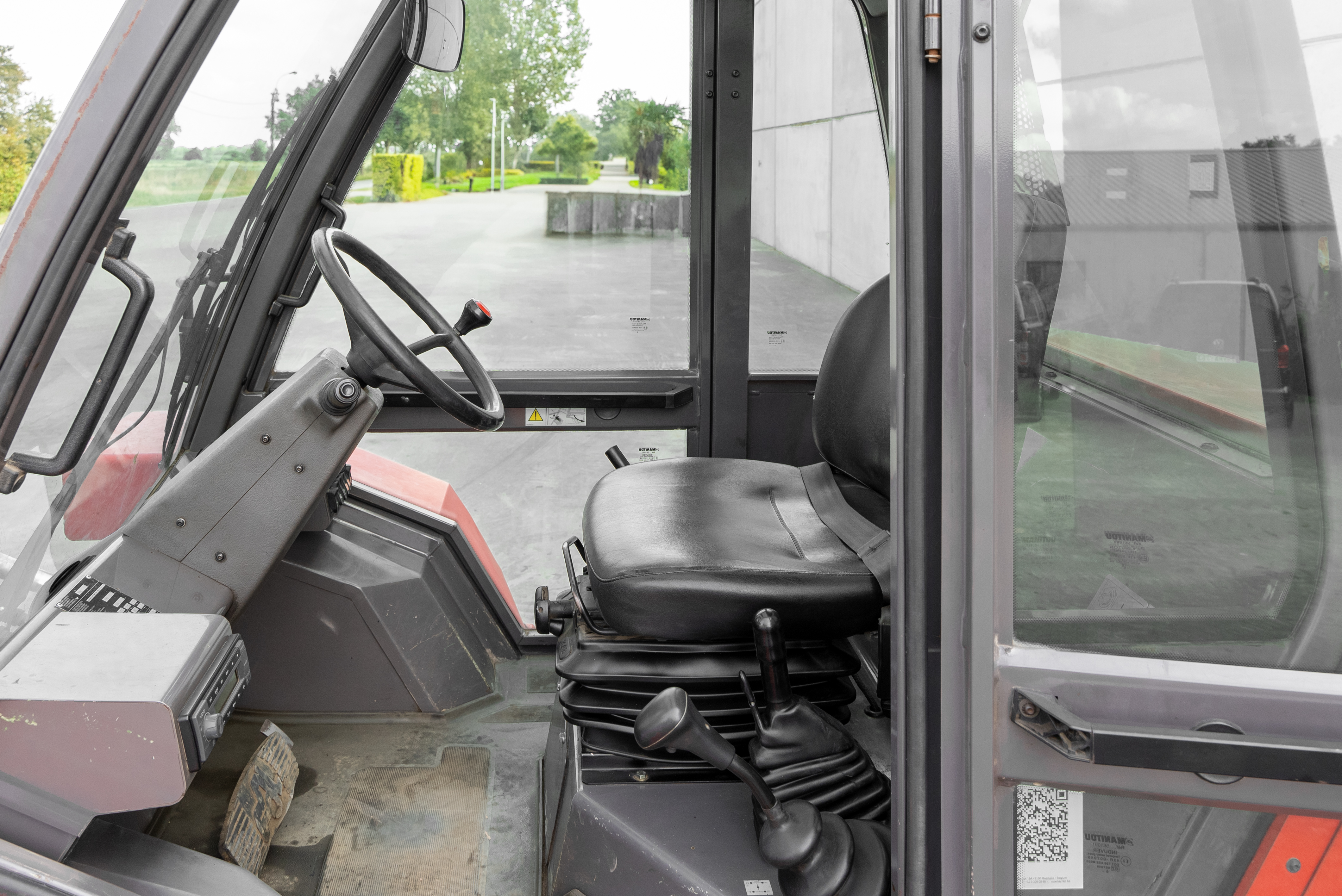 Manitou - Heftrucks - M 30-4 ST3B - Interieur achter