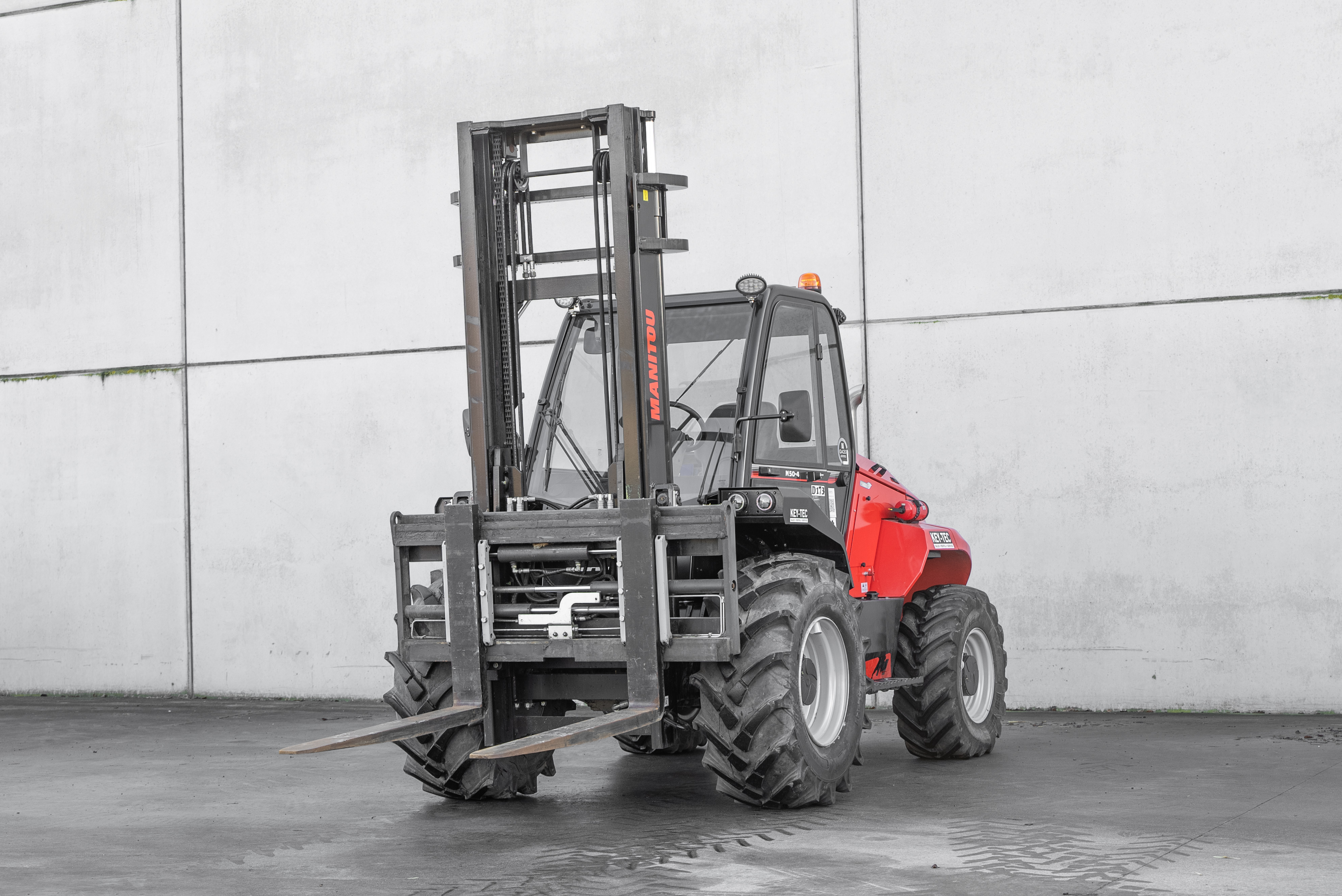Manitou - Heftrucks - M 50-4 D ST5 S1 EU - Links voor