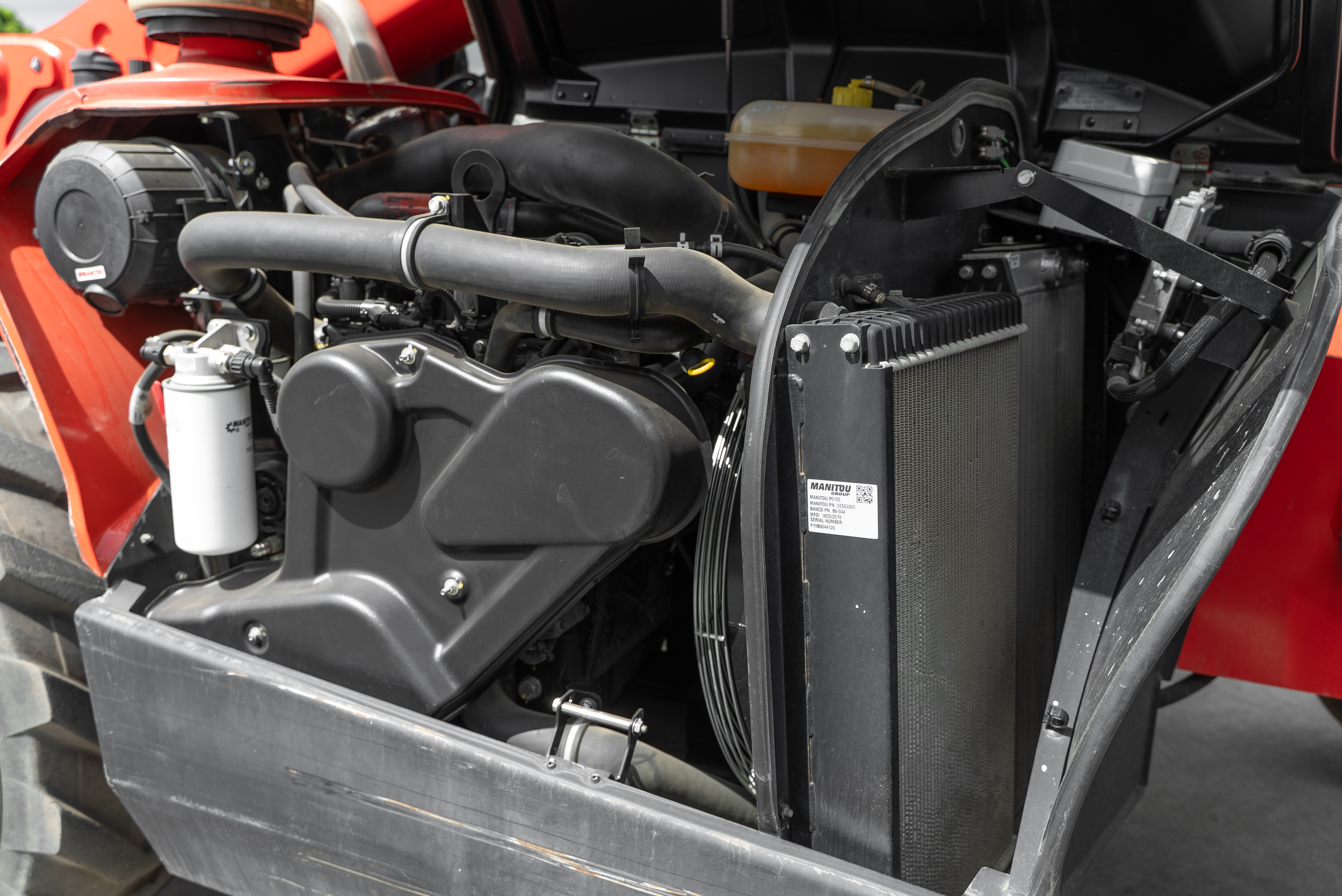 MT 933 EASY 75D ST5 S1 - Engine