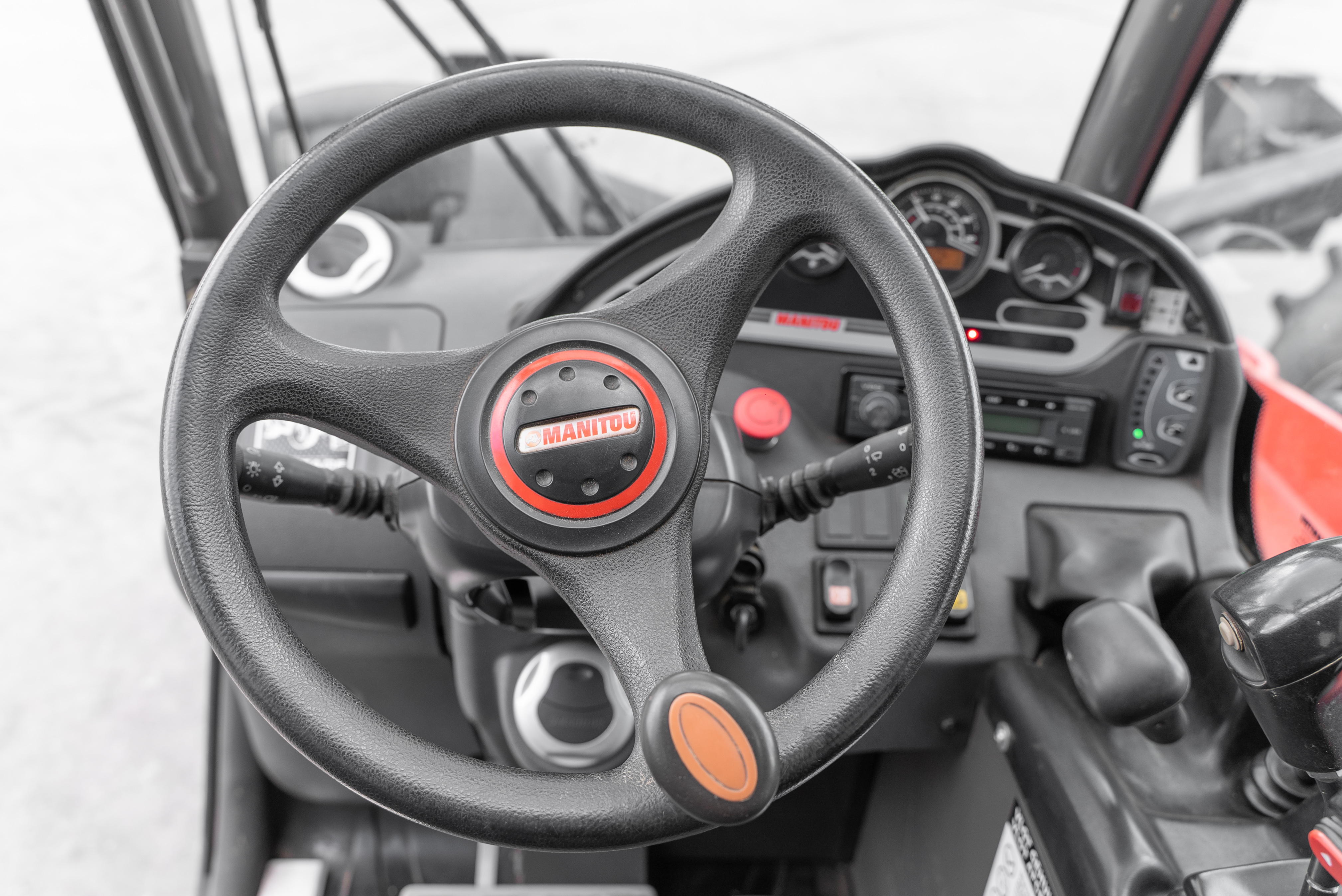 MT 1030 EASY 75D ST3B S1 - Interior front