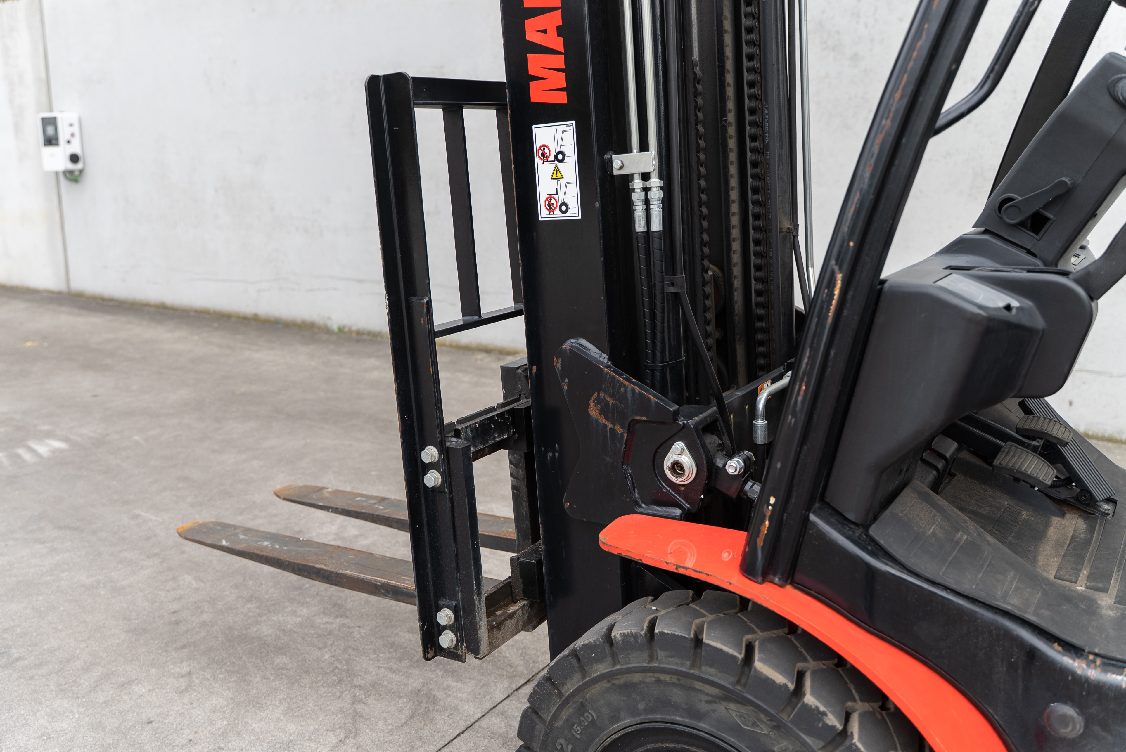 Manitou - Chariots élévateurs - MI 25 D K ST5 S1 - Image produit