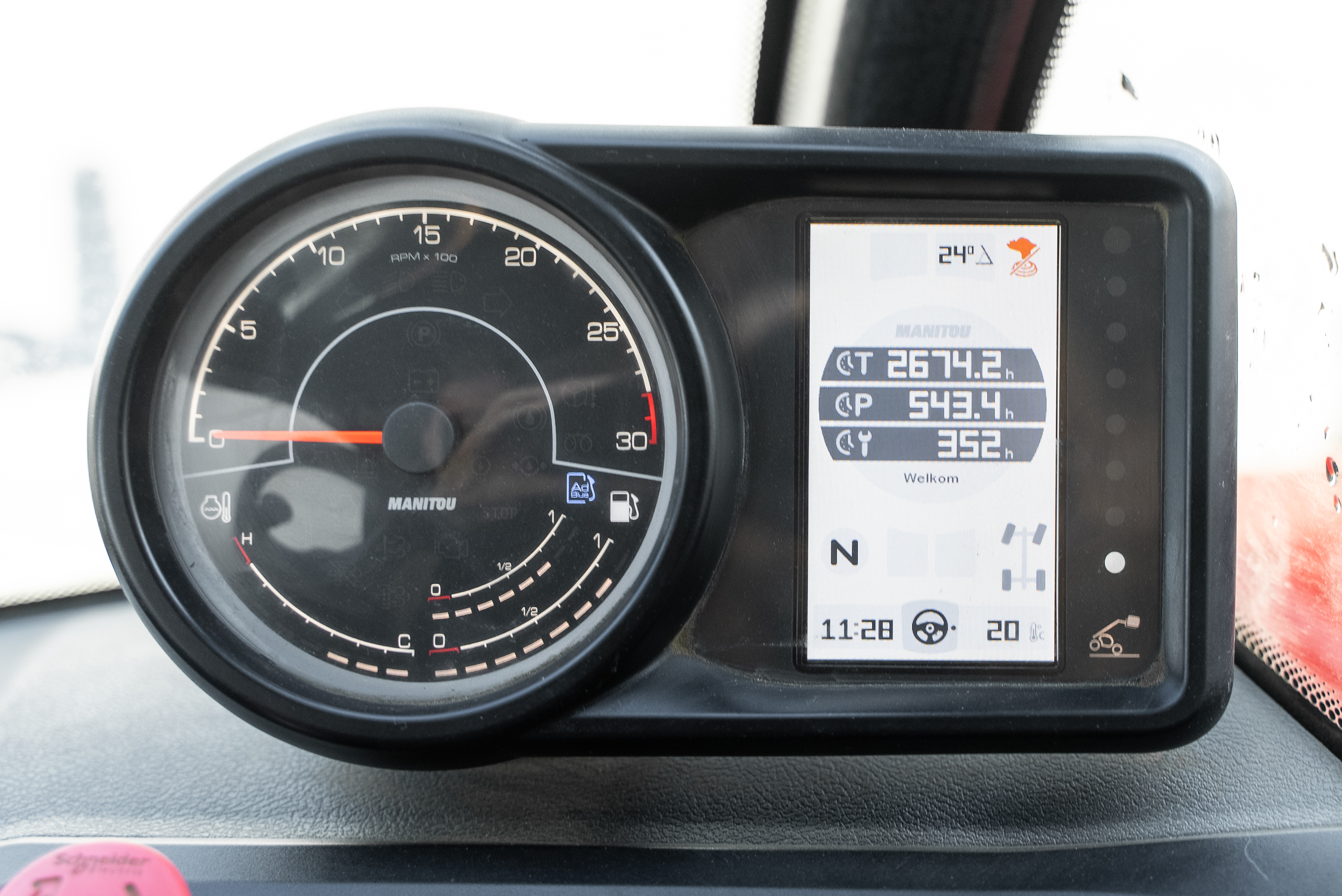 MLT 635 140 V+ D ST4 S2 - Hours / Display