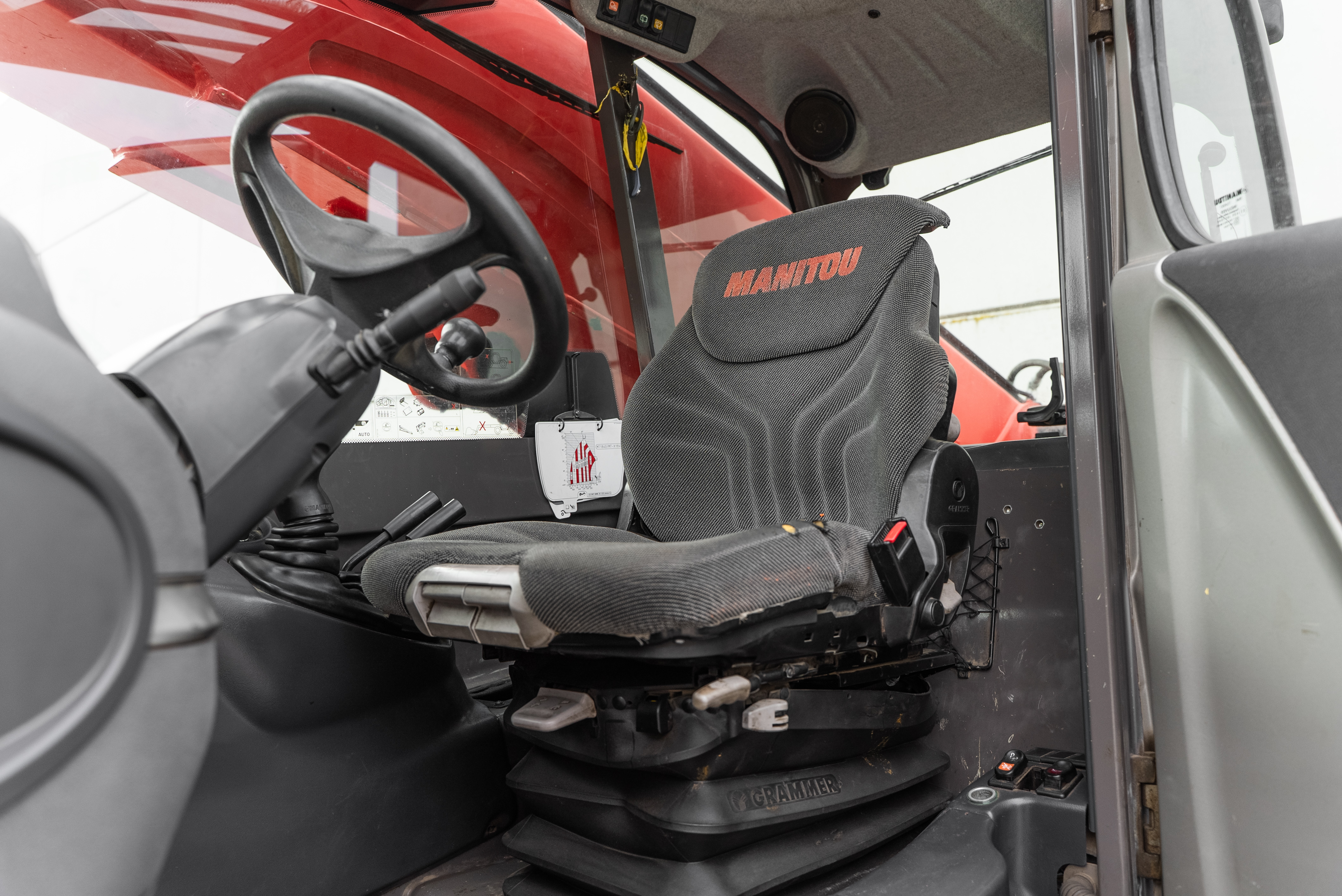 Manitou - Verreikers - MT 1840 100P ST3B S2 - Interieur achter