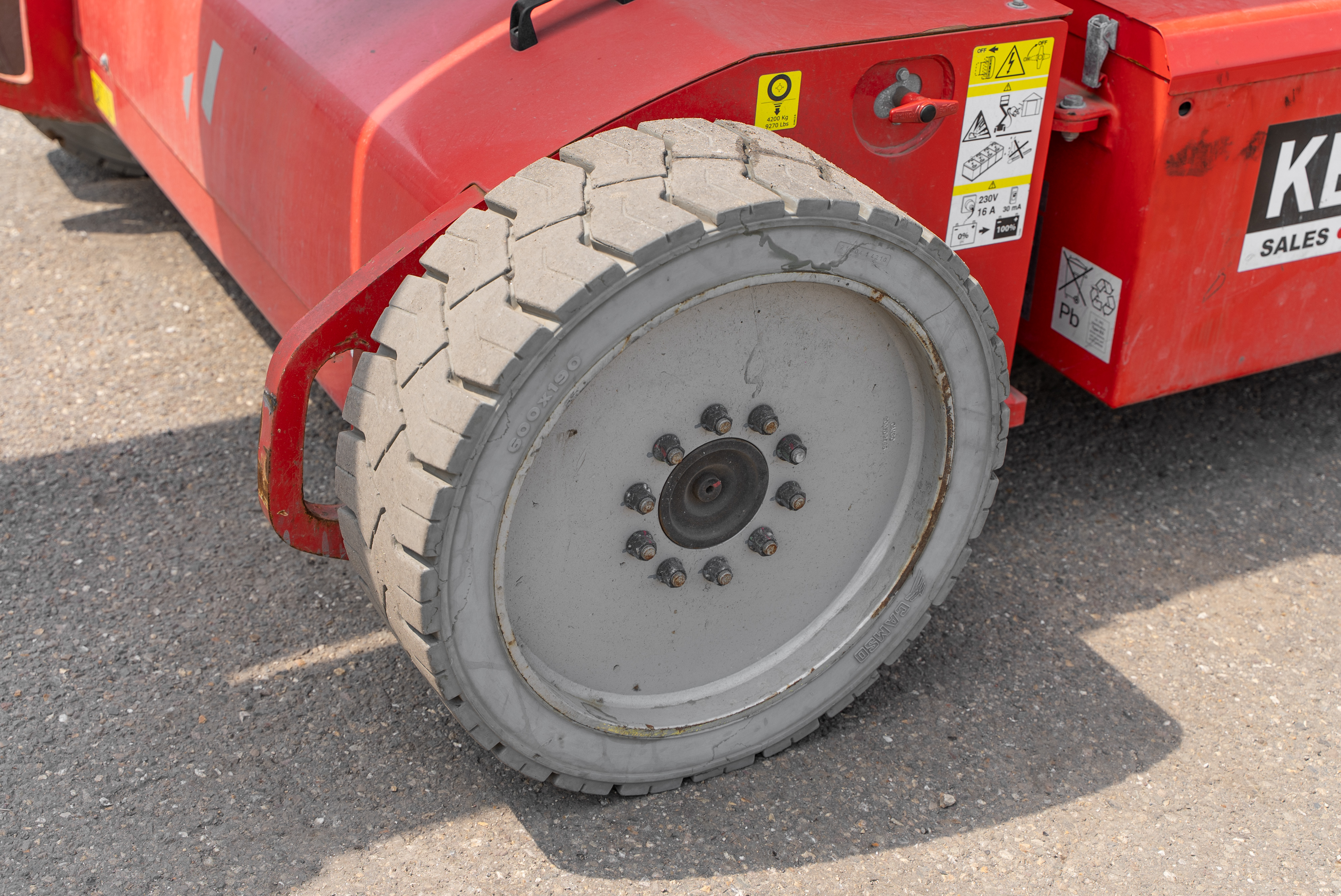 AETJL 170 - Chassis / Wheel
