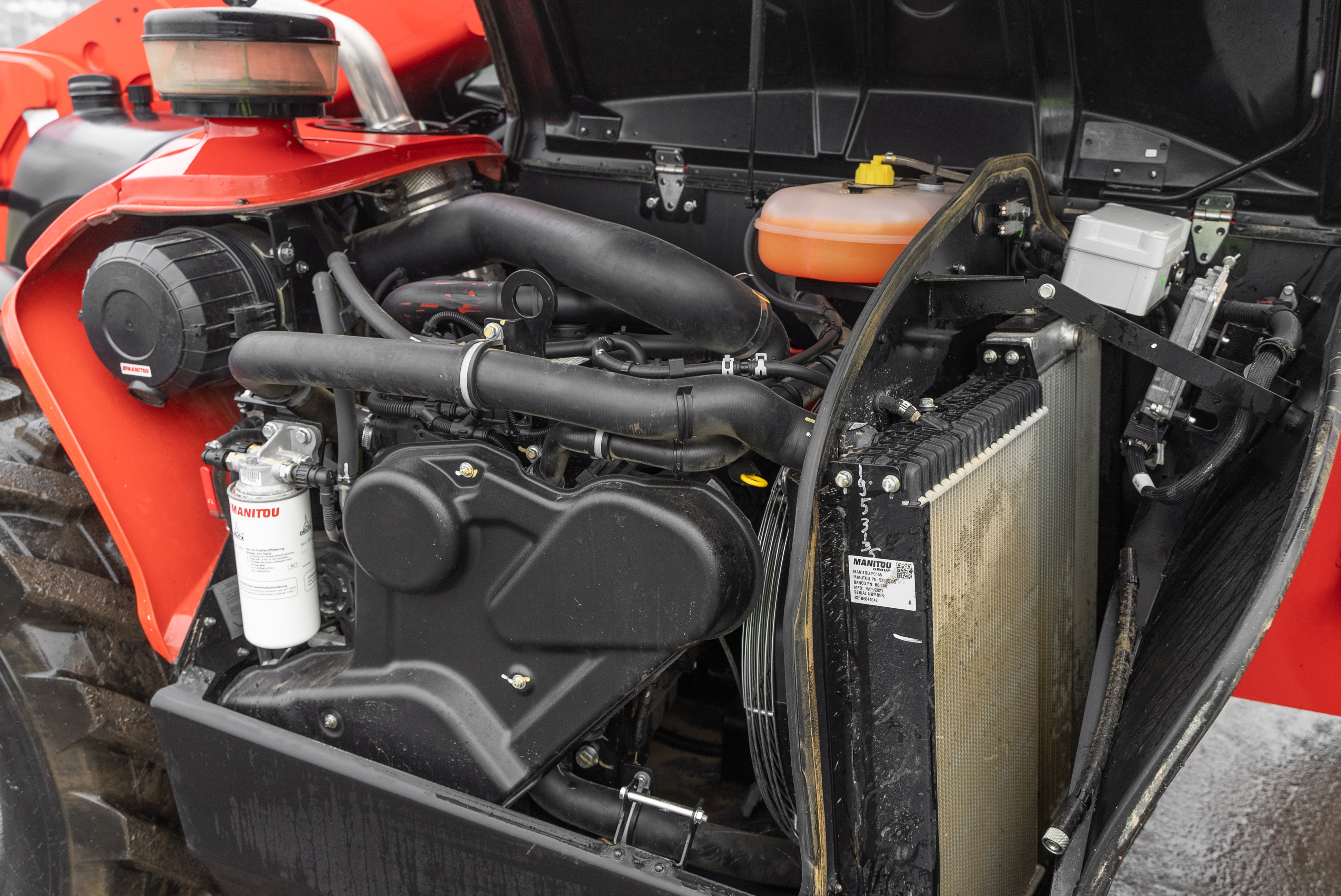 MT 733 EASY 75D ST5 S1 - Engine