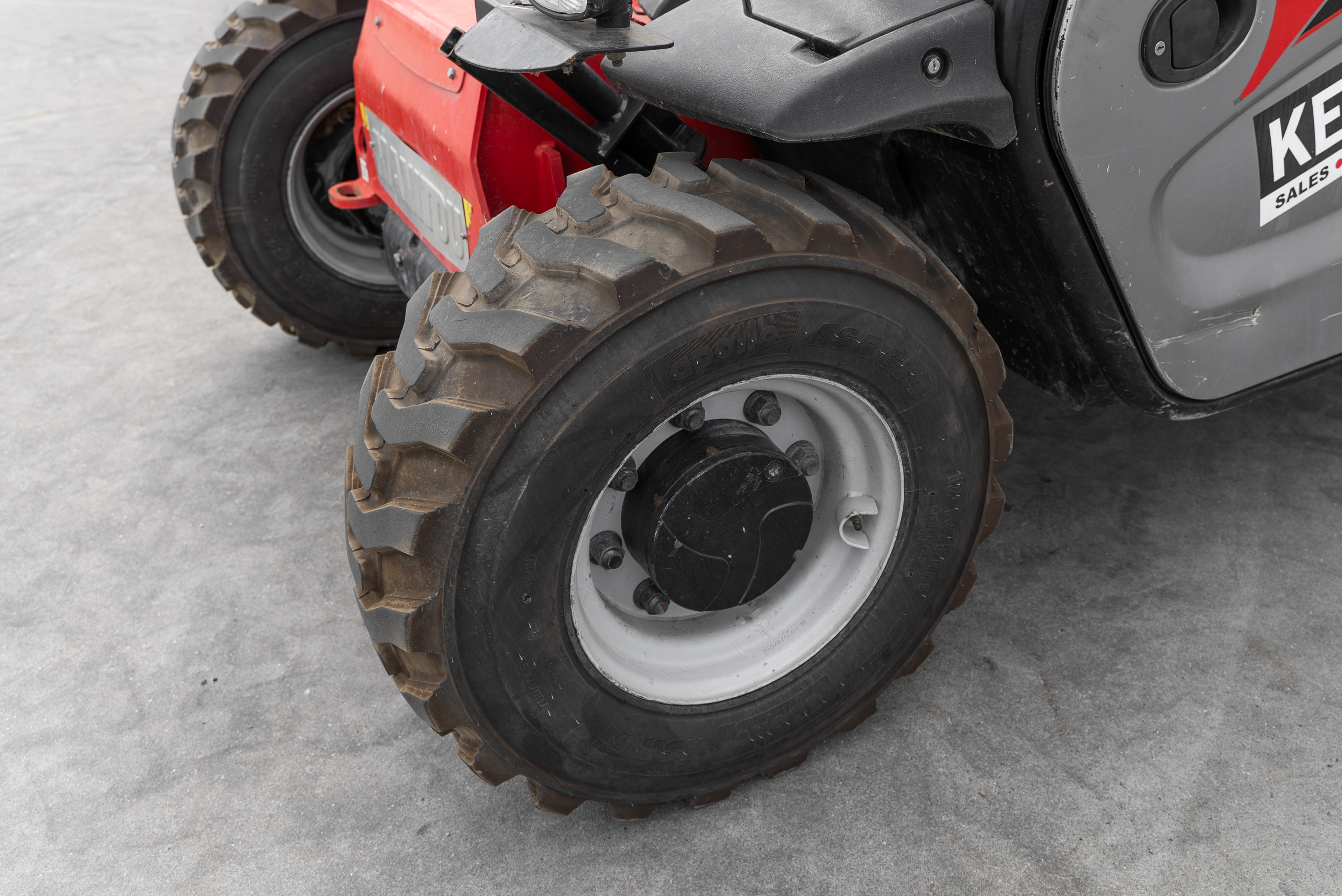 MT 625 H COMFORT 75K ST5 S1 - Chassis / Wheel