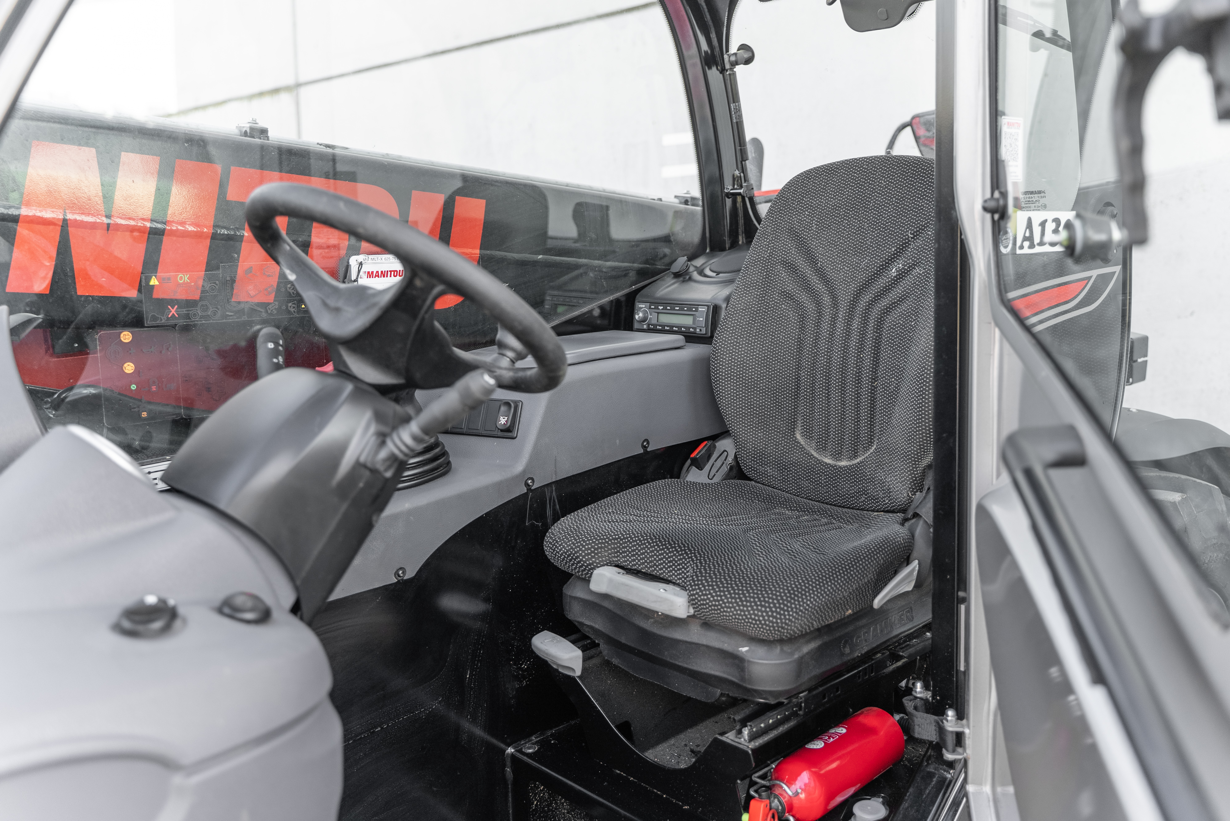 MLT 625 H 75K ST5 S1 - Interior back