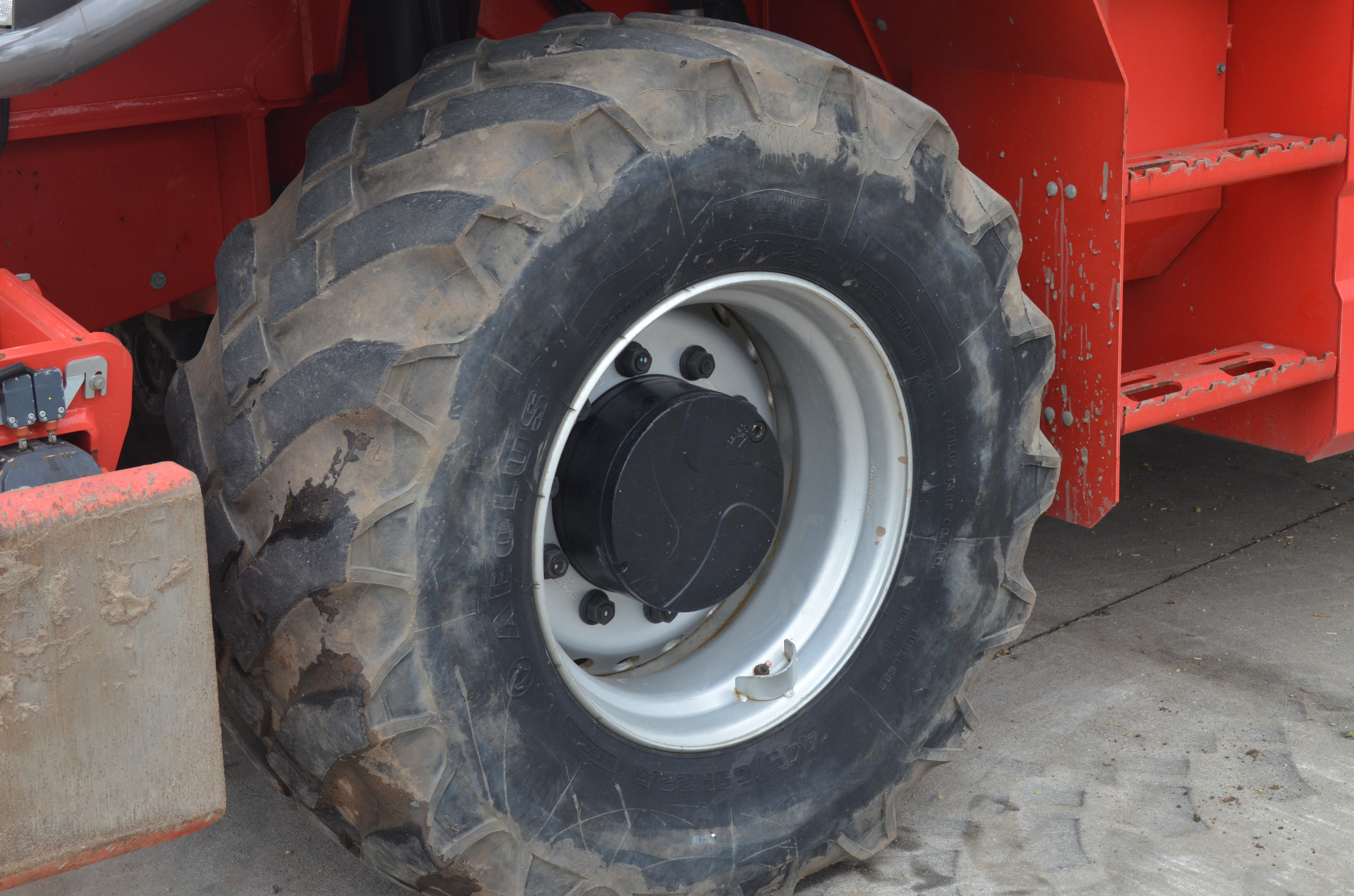 MRT 2150 PRIV+ ST4 S2 - Chassis / Wheel