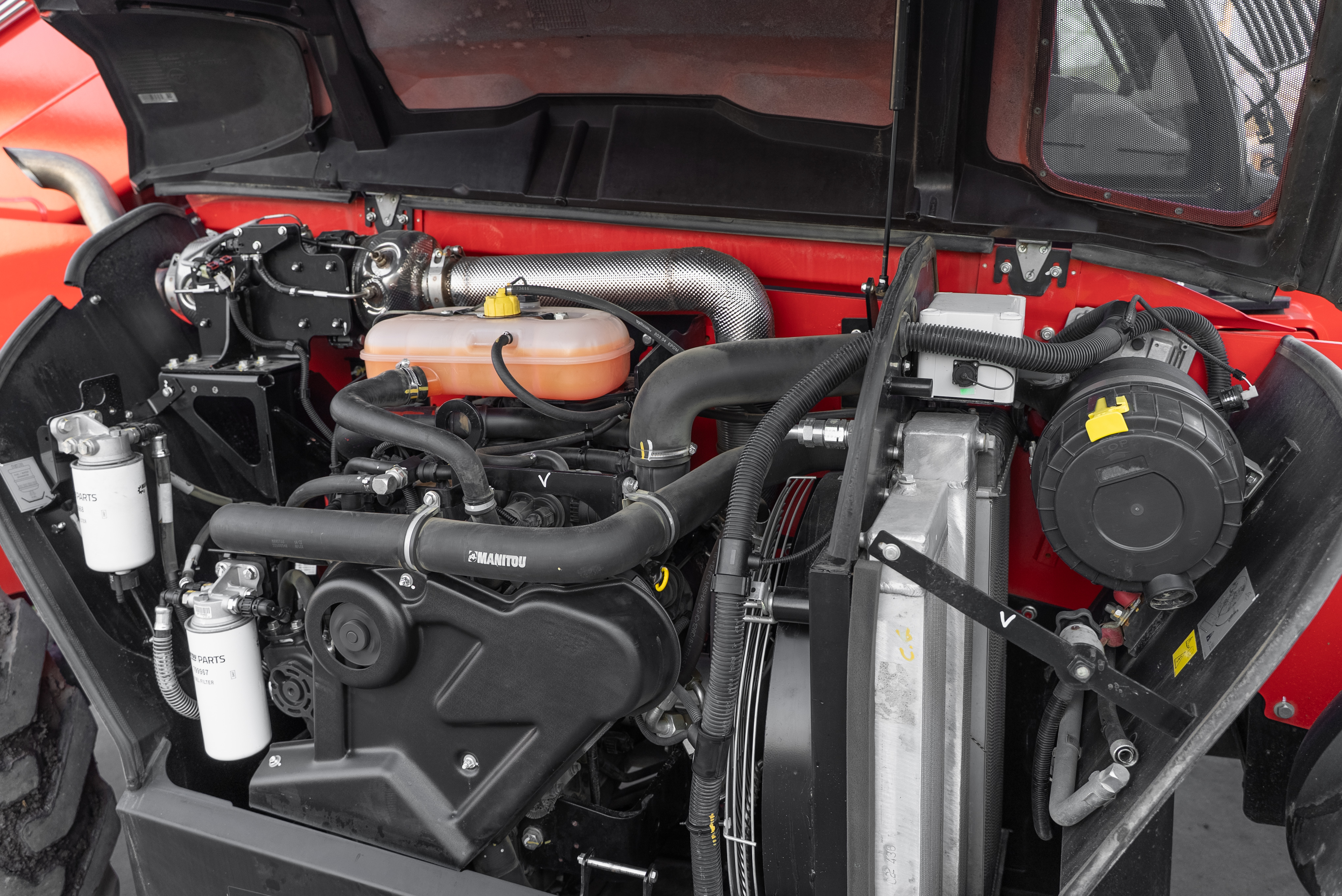 MT 1840 EASY 75D ST5 S1 - Engine