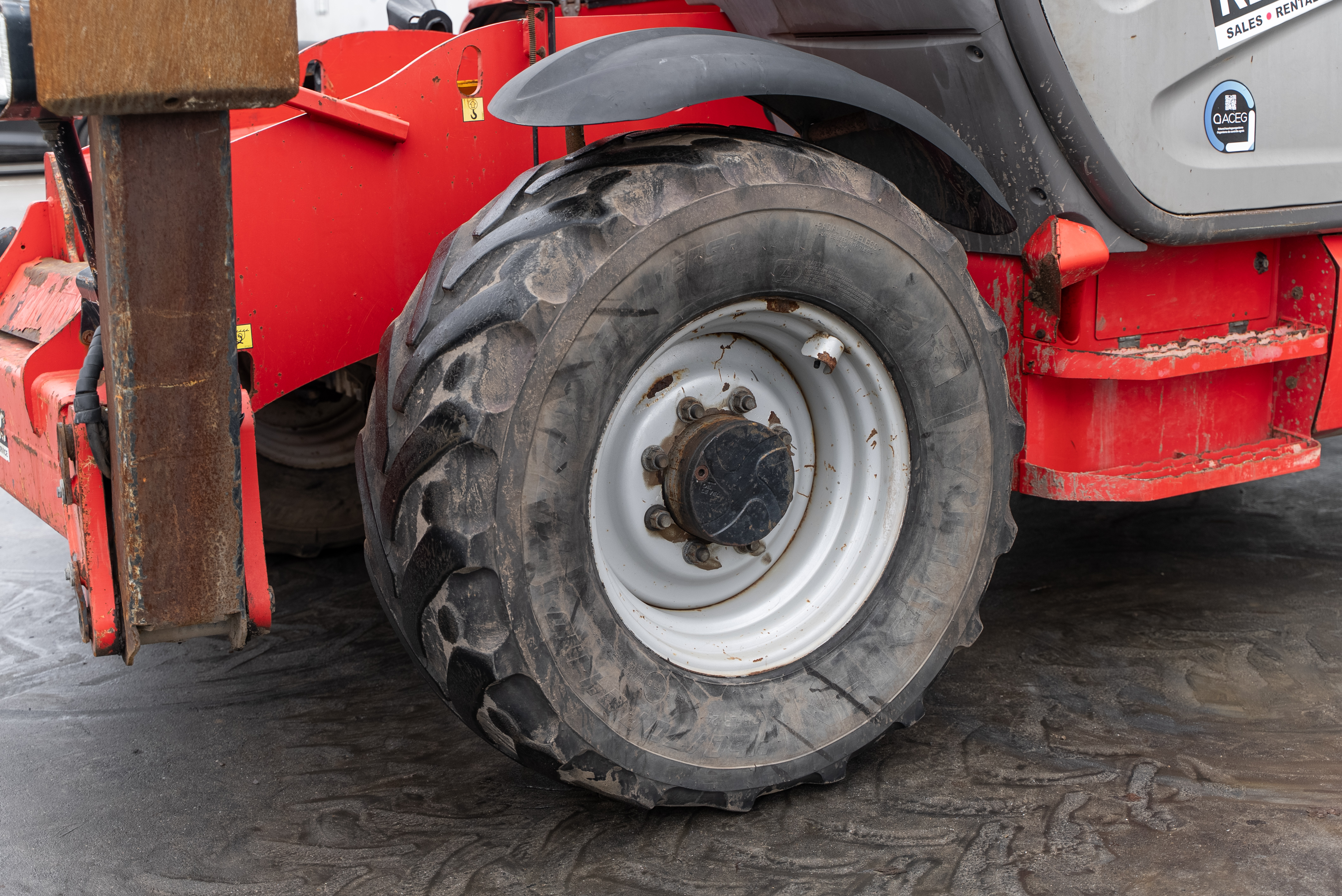 MT 1840 100P ST3B S2 - Chassis / Wheel