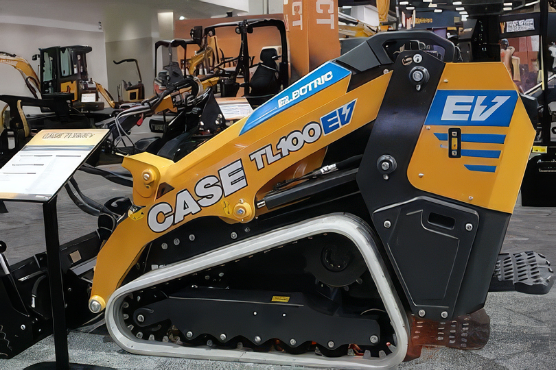 Case Construction - Skidsteers - TL 100 EV - Back