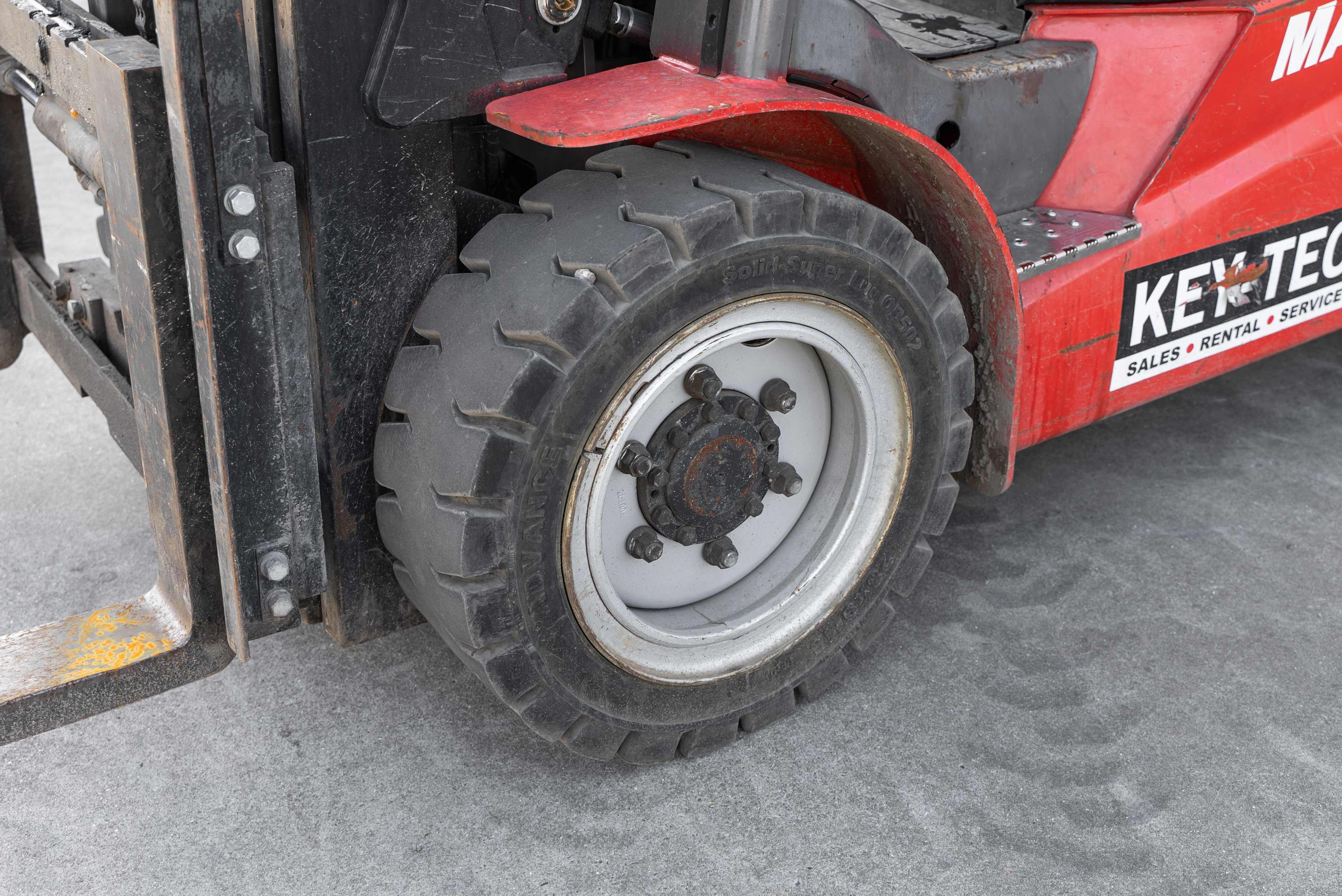 MI 35 D S2 E3 - Chassis / Wheel